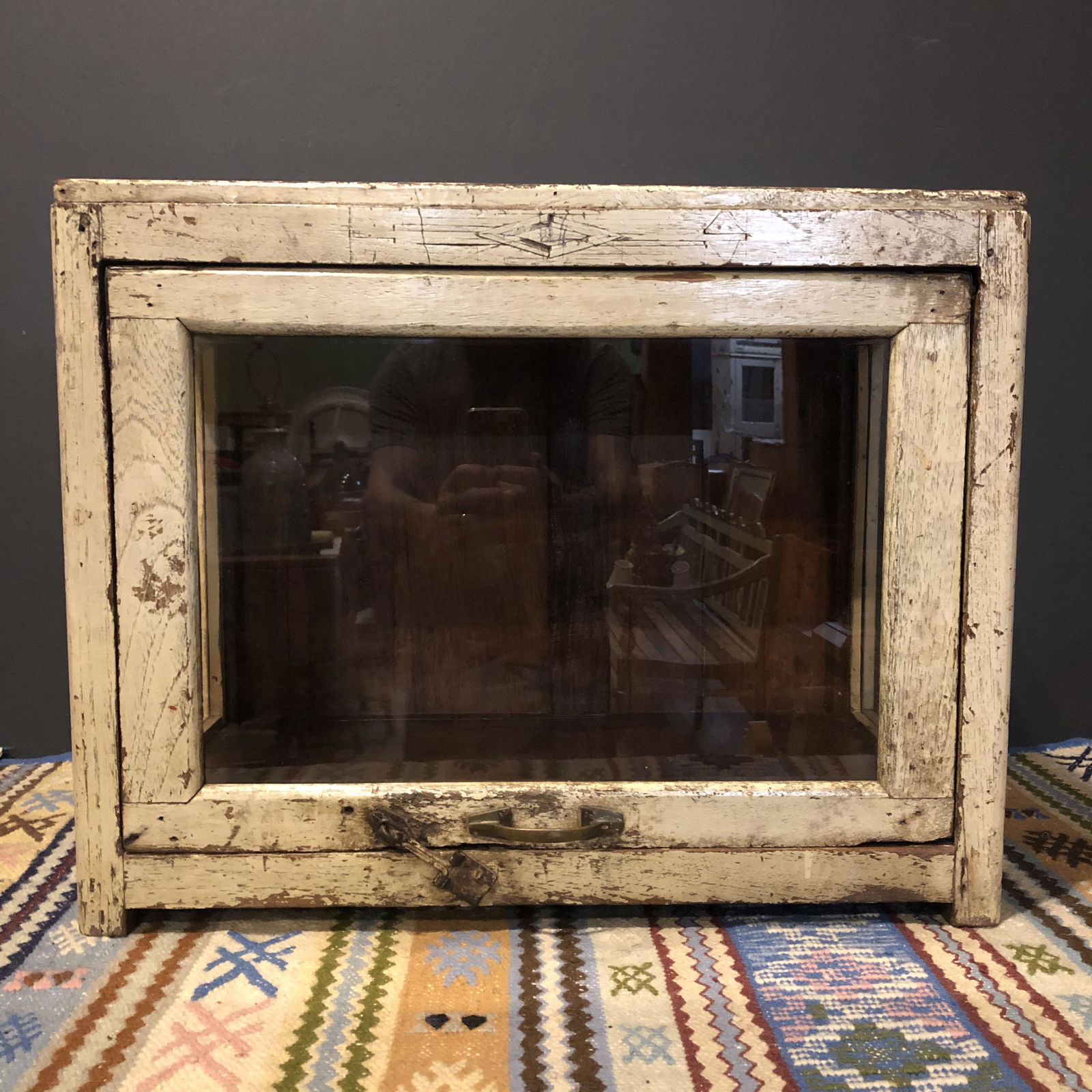 Old Store Display Cabinet (1 of 9)