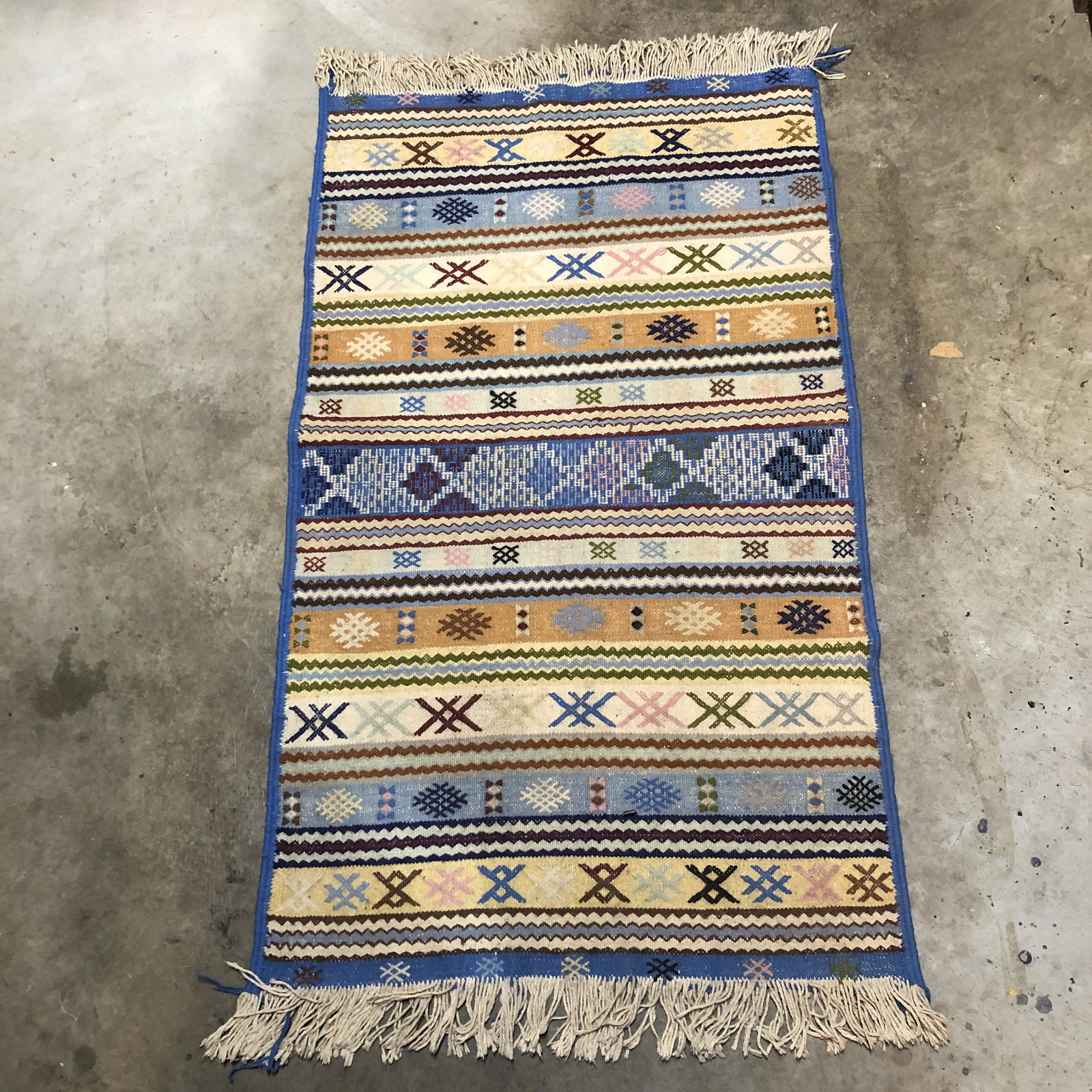 1980's Kilim Rug: 61in x 33in
