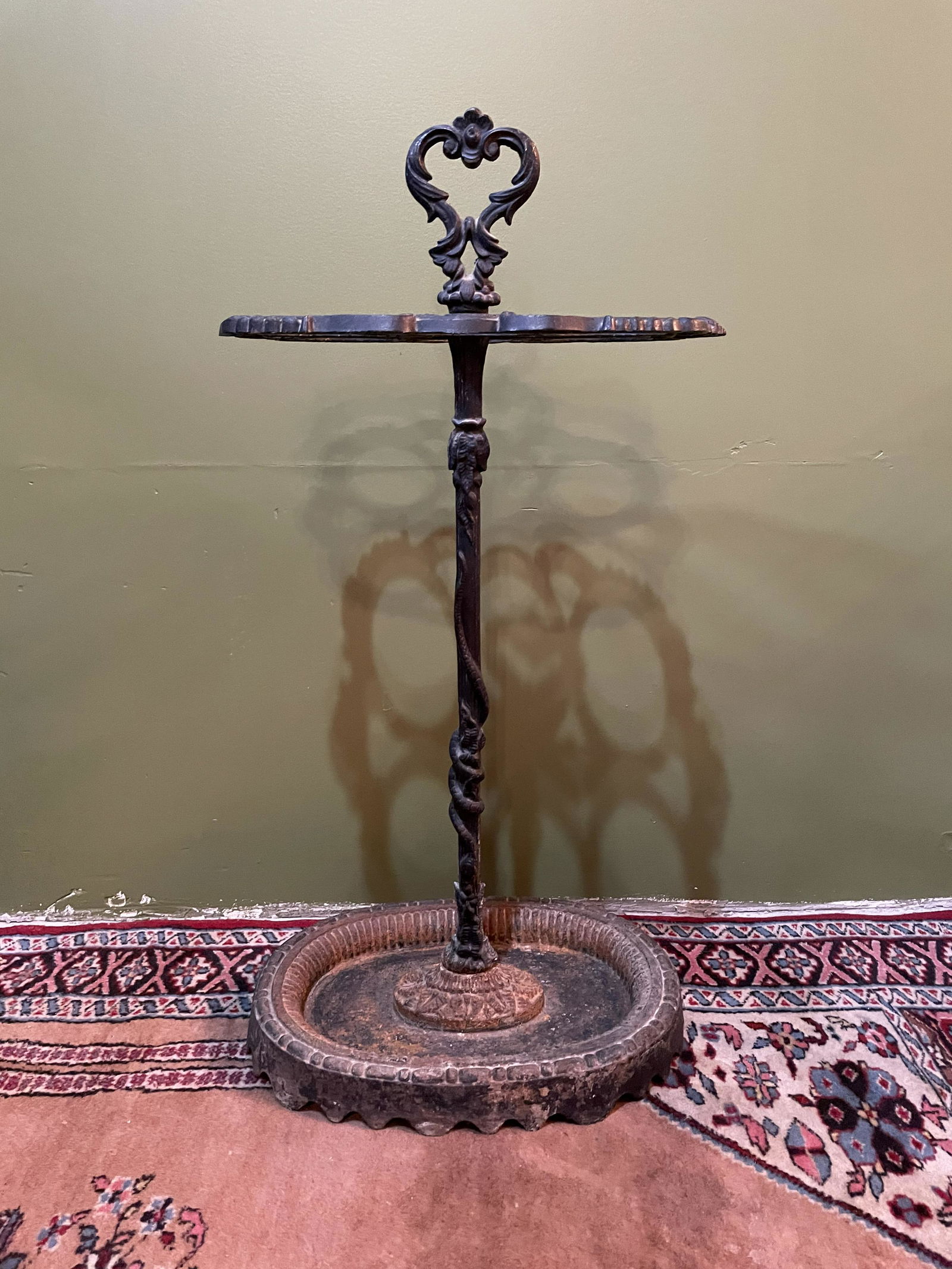 Victorian Cast Iron Umbrella Stand (1 of 4)