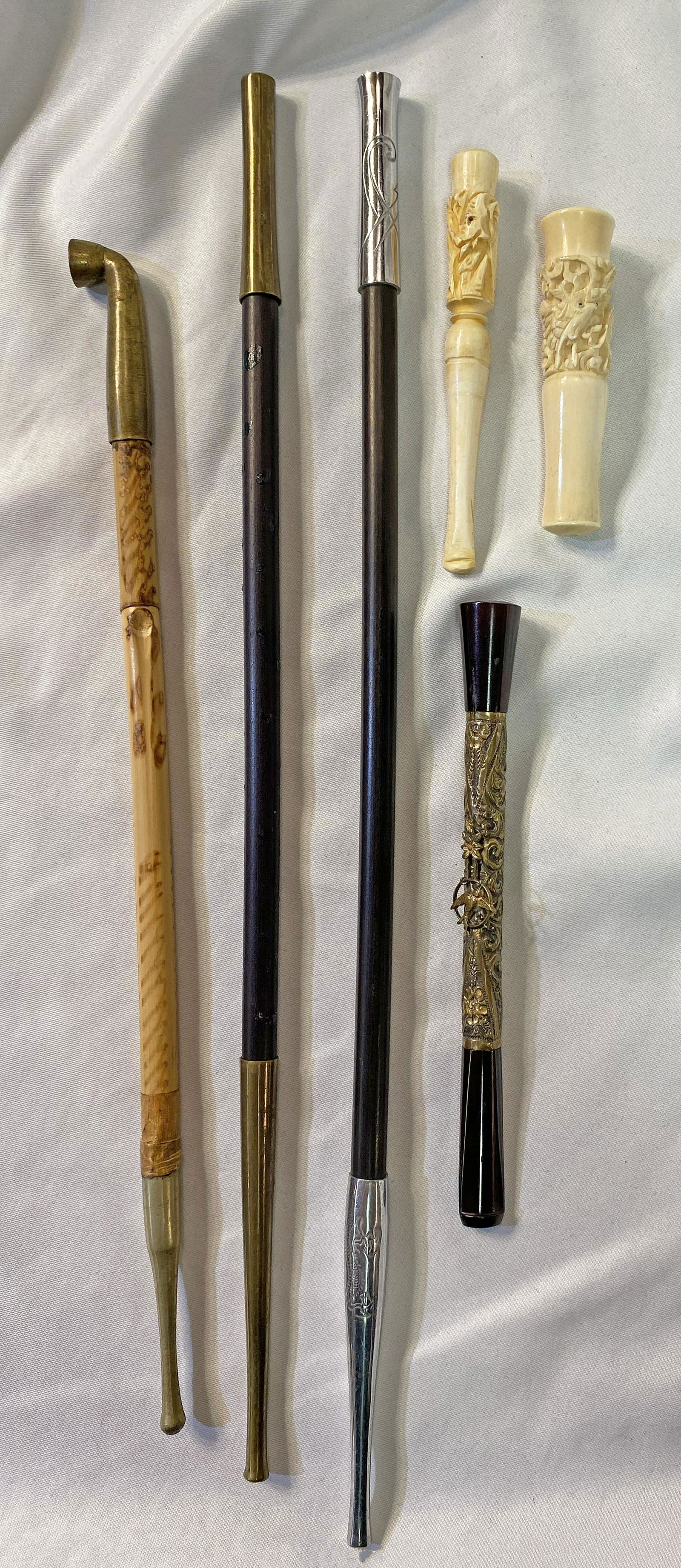 1920's Long Neck Flapper Cigarette Holder Etc. (1 of 3)