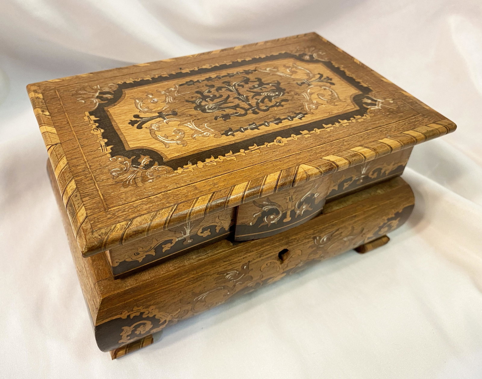 1880's French Inlaid Jewelry Music Box: Tufted silk lined drawers 7 inches wide