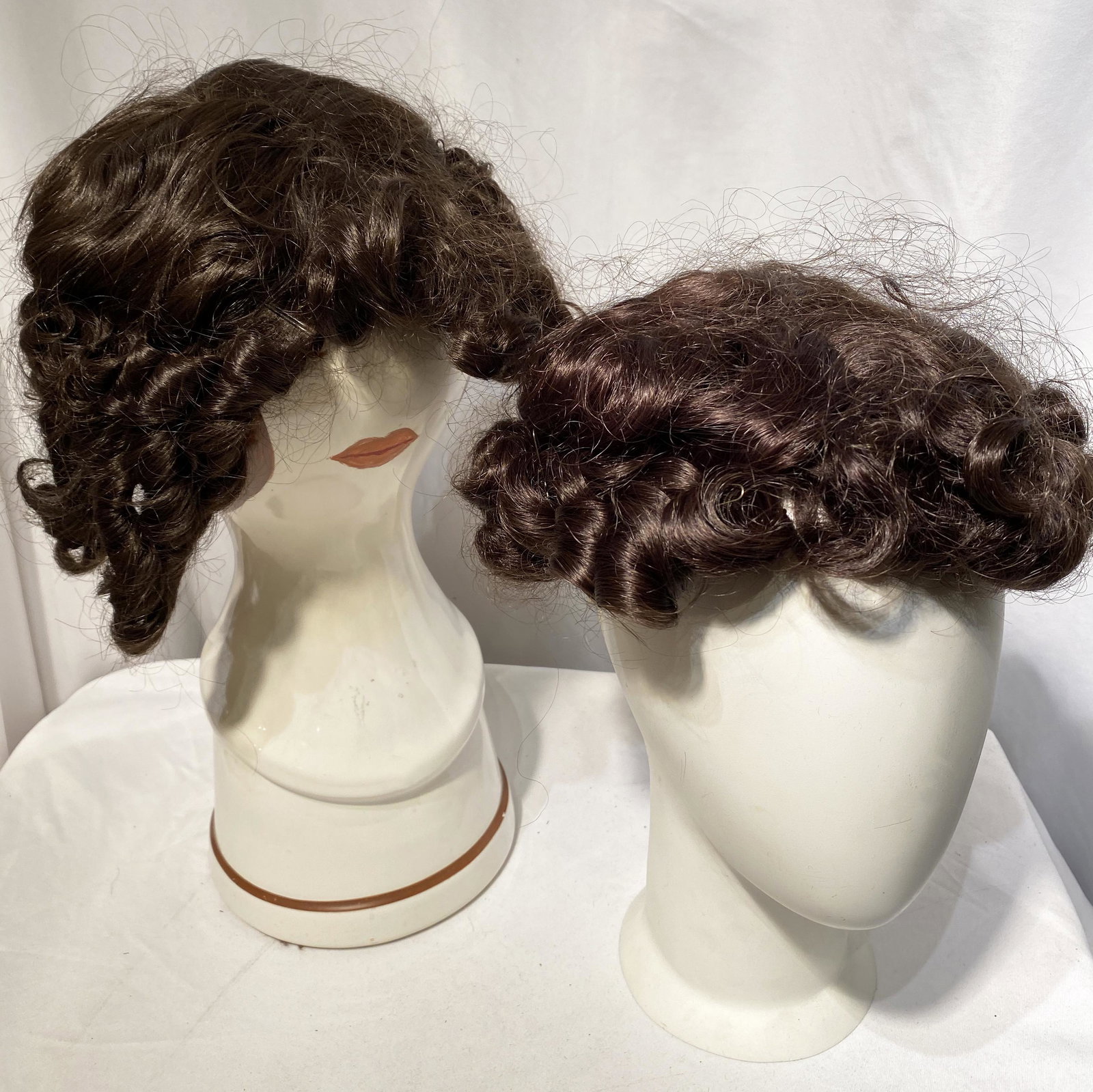 2 Vintage Ladies Wigs: nice shape for age, clean and fresh