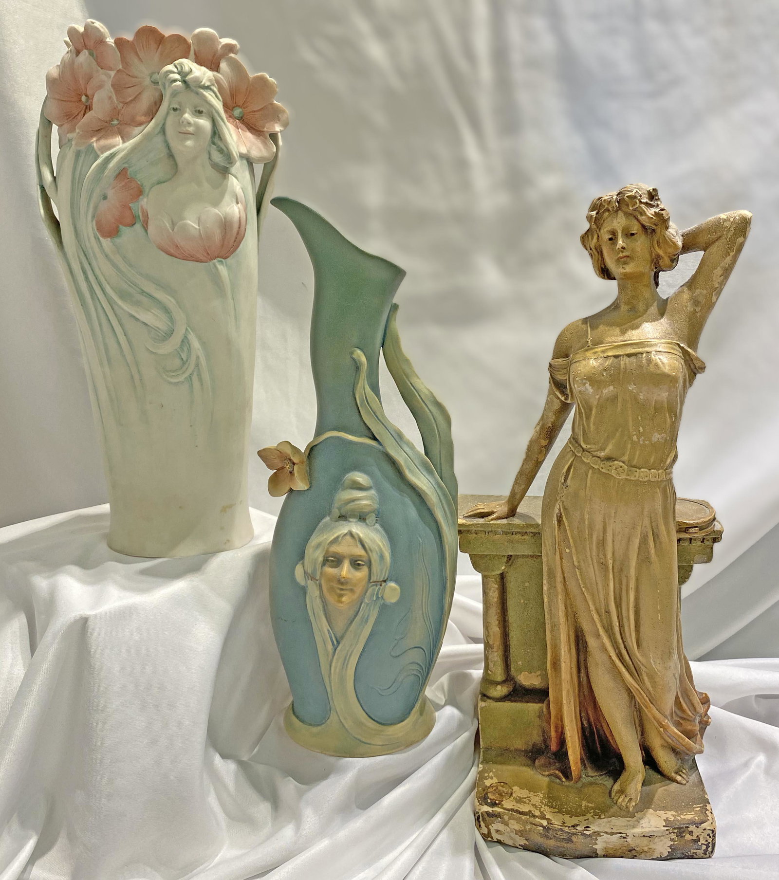 Collection Austrian Art Nouveau Pottery: 3 pc