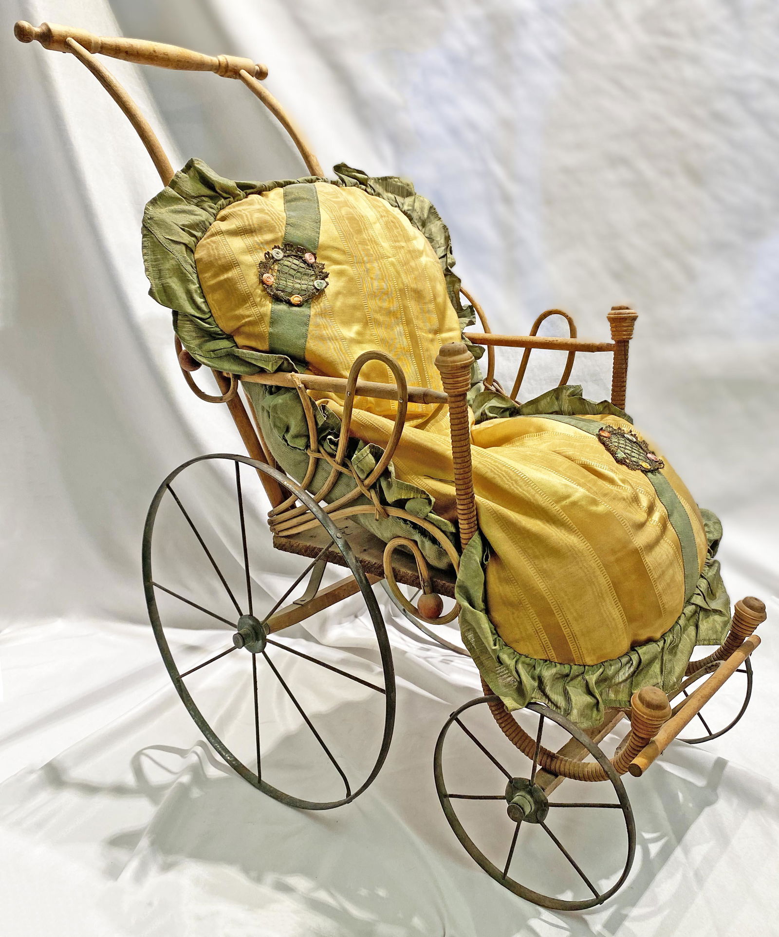 Antique Victorian Wicker Doll Buggy (1 of 7)