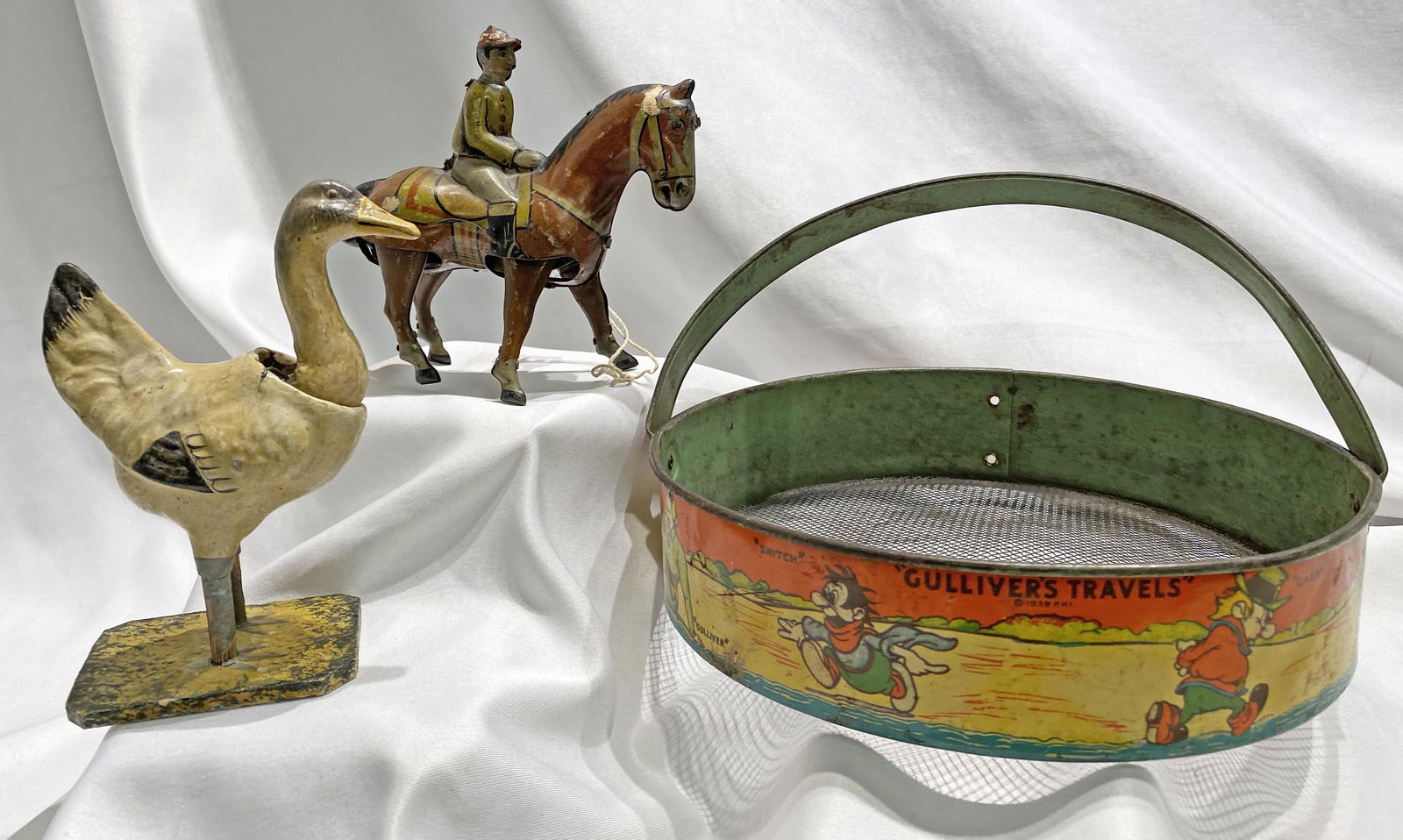 3pc Chein Sand Sifter DRPA wind up Horse Duck (1 of 4)