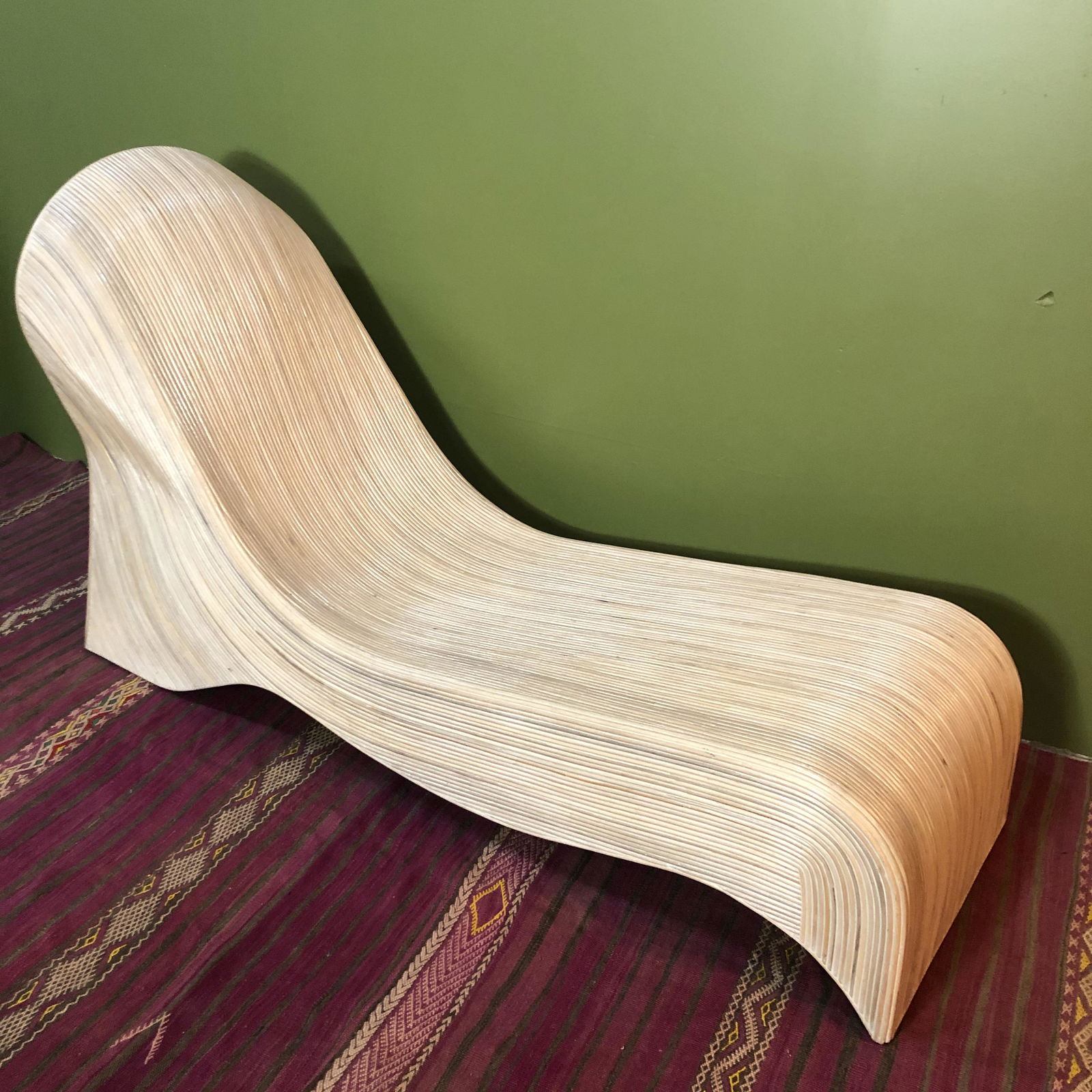 Pencil Reed Chaise Lounge Chair imo Betty Cobunpue (1 of 7)