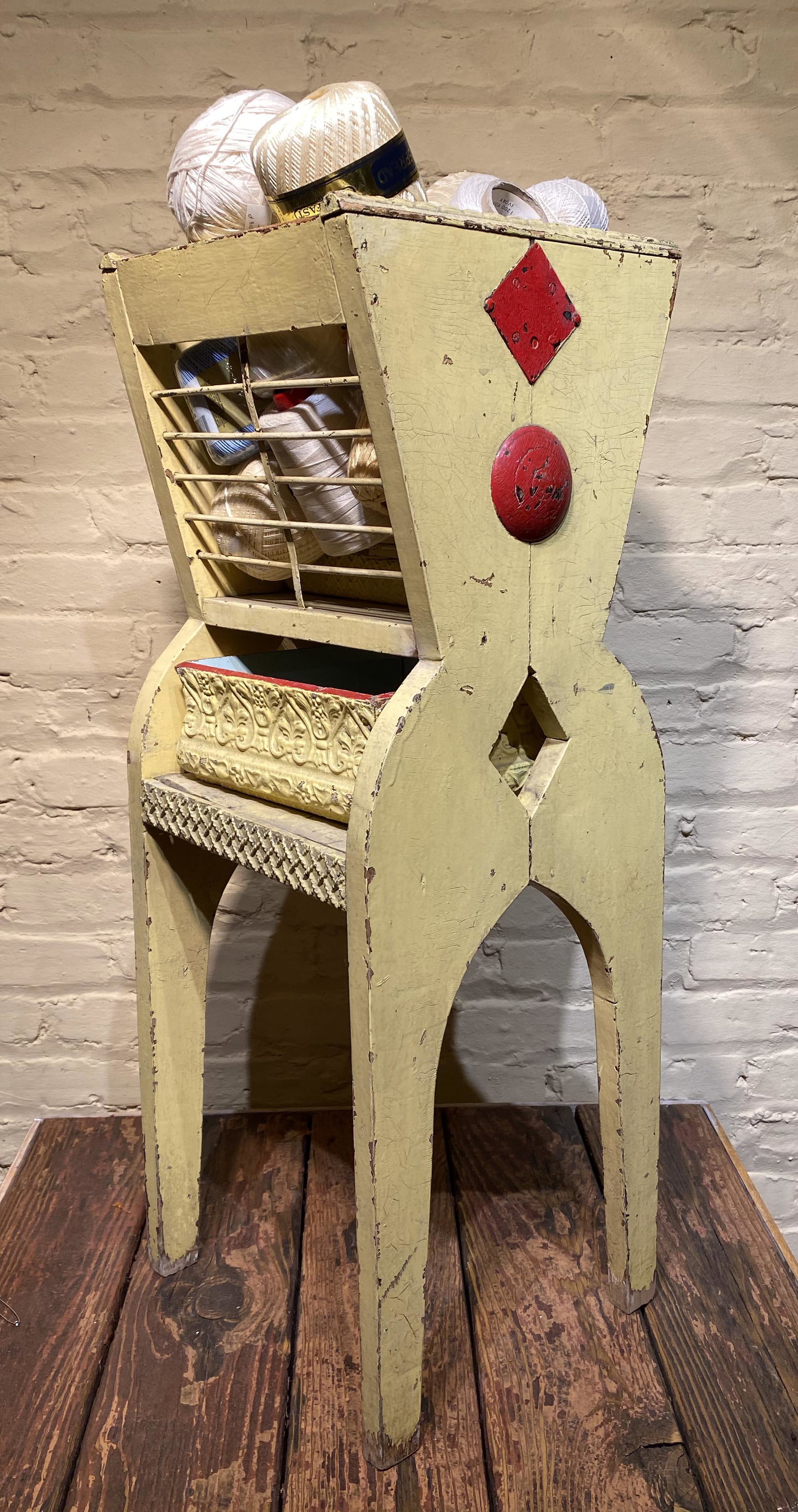 Folk Art Painted Yard Sewing Holder (1 of 2)