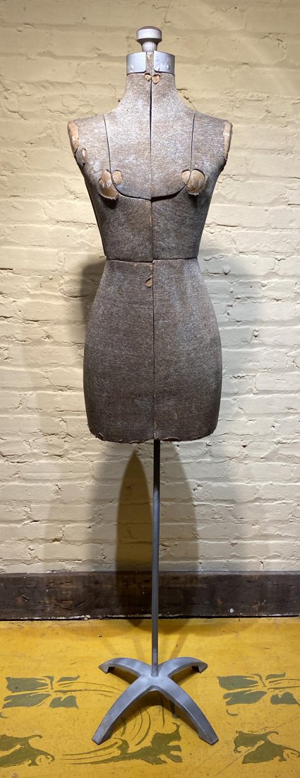 Vintage Dress Form adjustable (1 of 3)