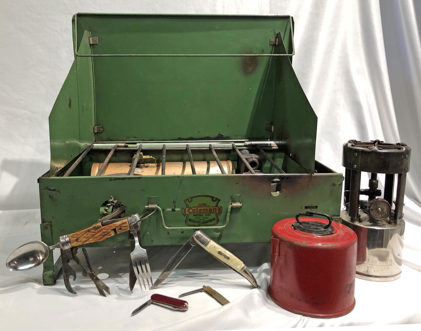 Vintage Camping Lot Coleman Stove Pocket Knife (1 of 4)