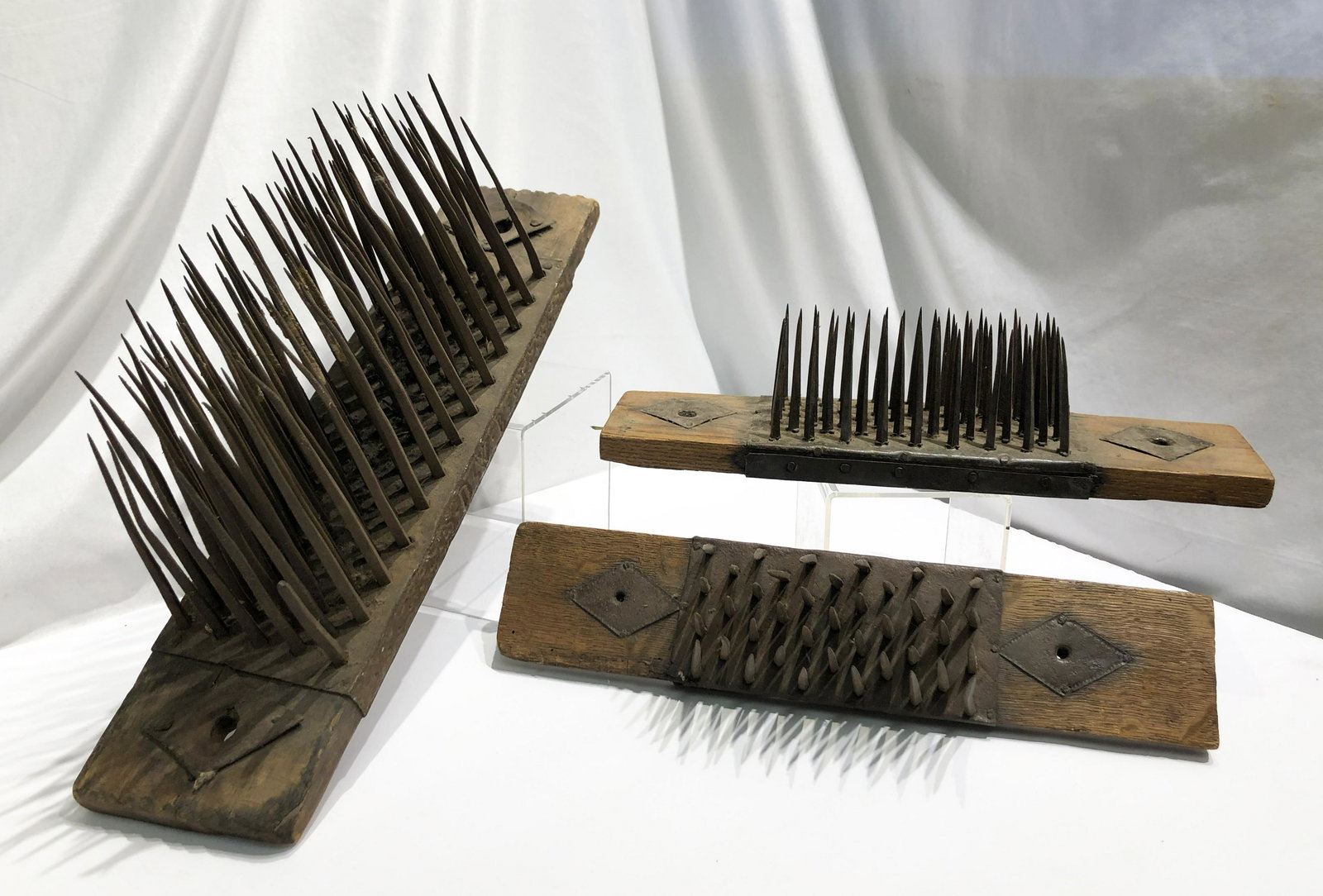 Antique Hemp Wool Combs Primitive Farmhouse Tool (1 of 4)