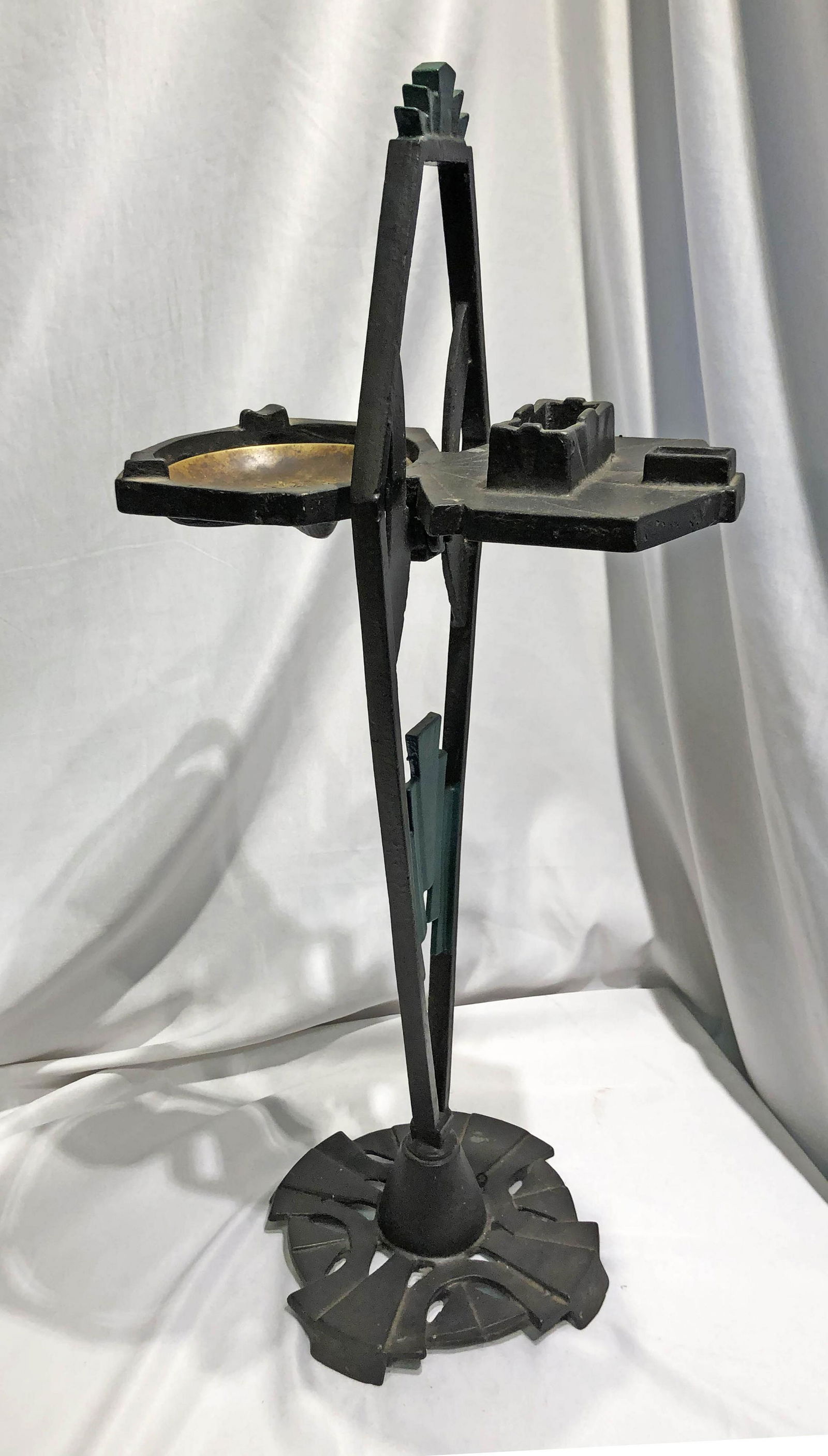 Cast Iron Art Deco (1 of 5)