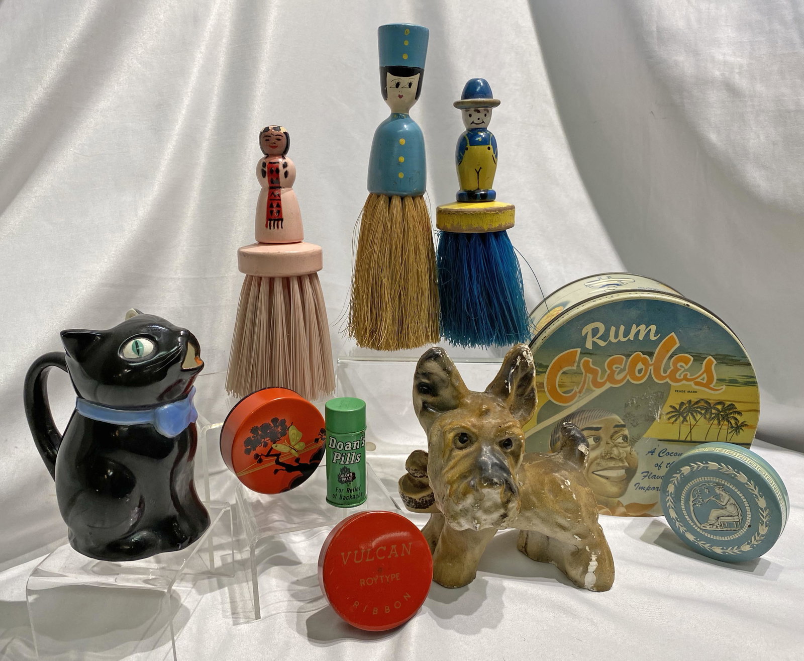 Vintage Art Deco Articles Brushes Tins Dog Cat: largest tin is 7in wide