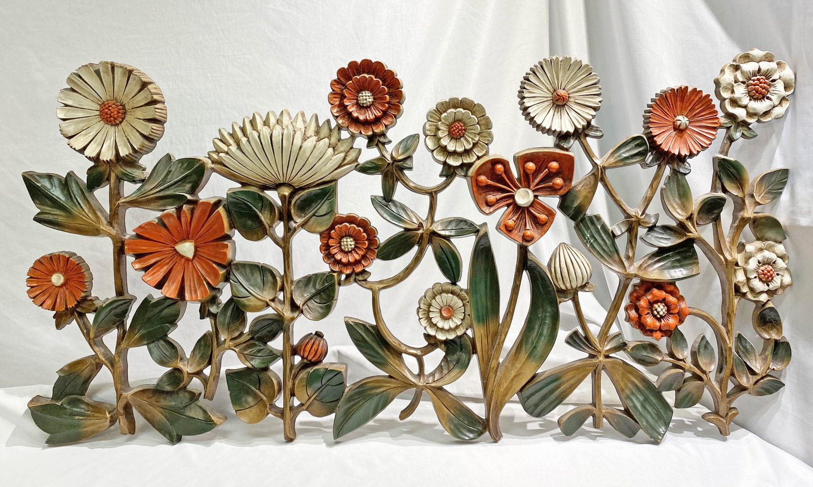 Large Mid Century Syrco Flower Wall Plaque: 42in by 22 in