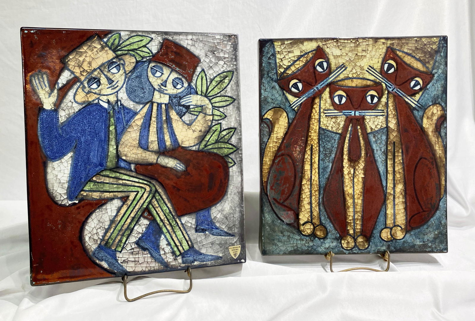 2 Michael Andersen Plaques Cats Mid Century: 14in by 12 in 1.5 in deep a little of wear on corners