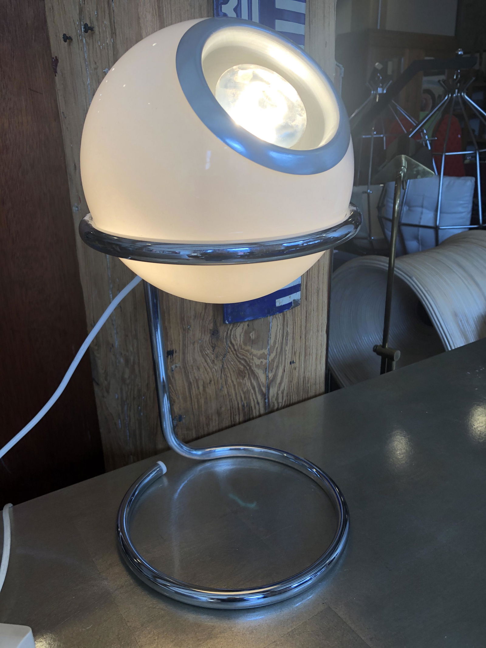 Space age Mid Century Chrome Eyeball Lamp (1 of 3)