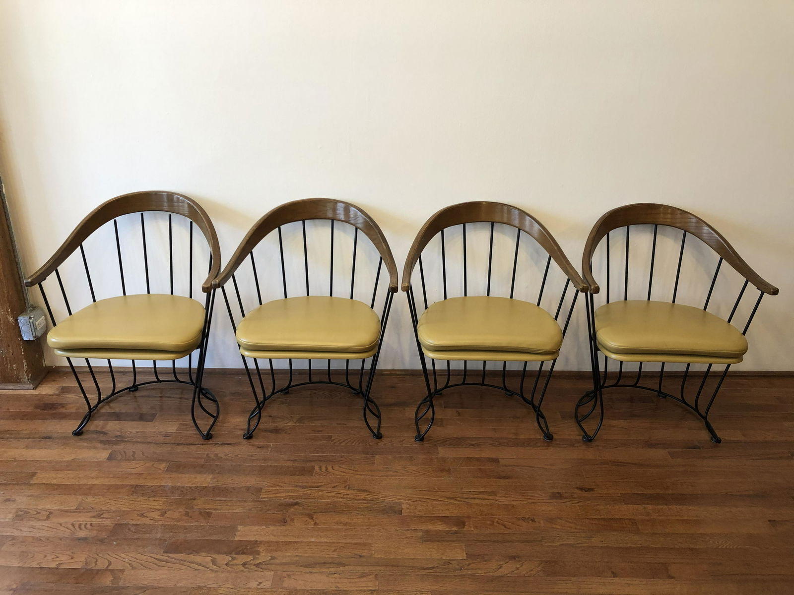 IMO Arthur Umanoff set 4 Dining Chairs (1 of 6)