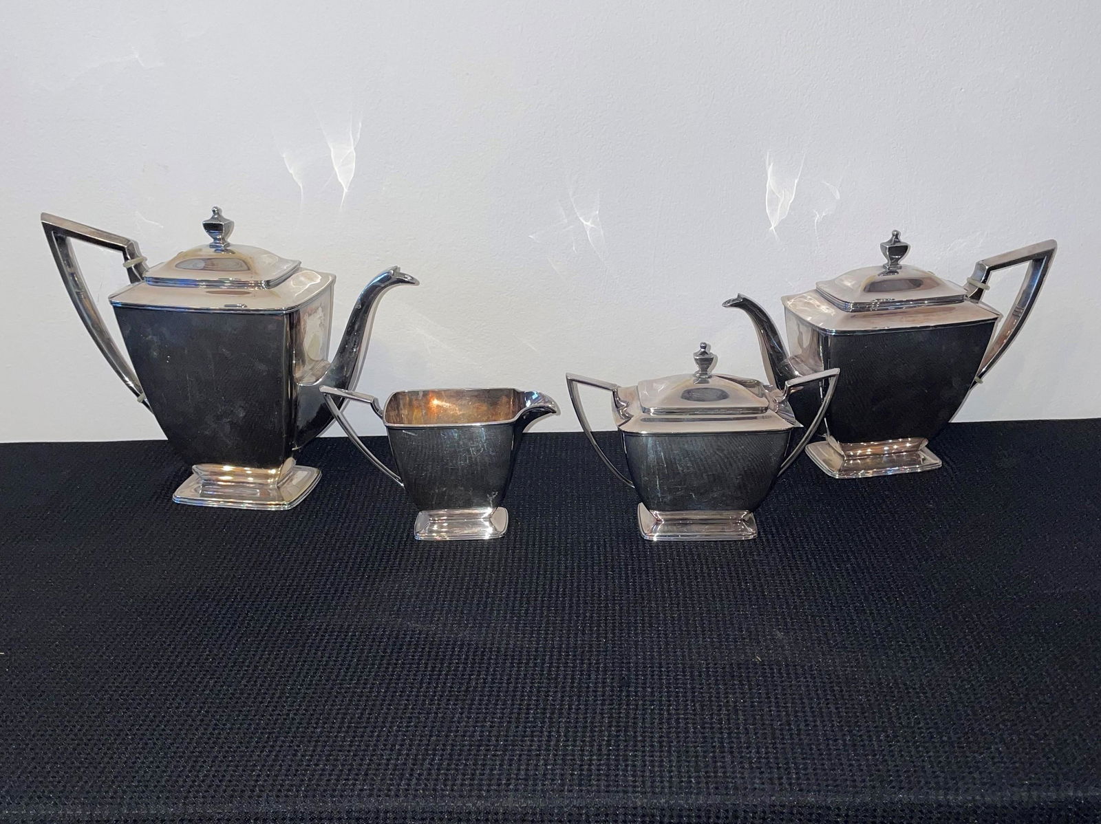 Art Deco Pairpoint Silver Plate Tea Set (1 of 6)
