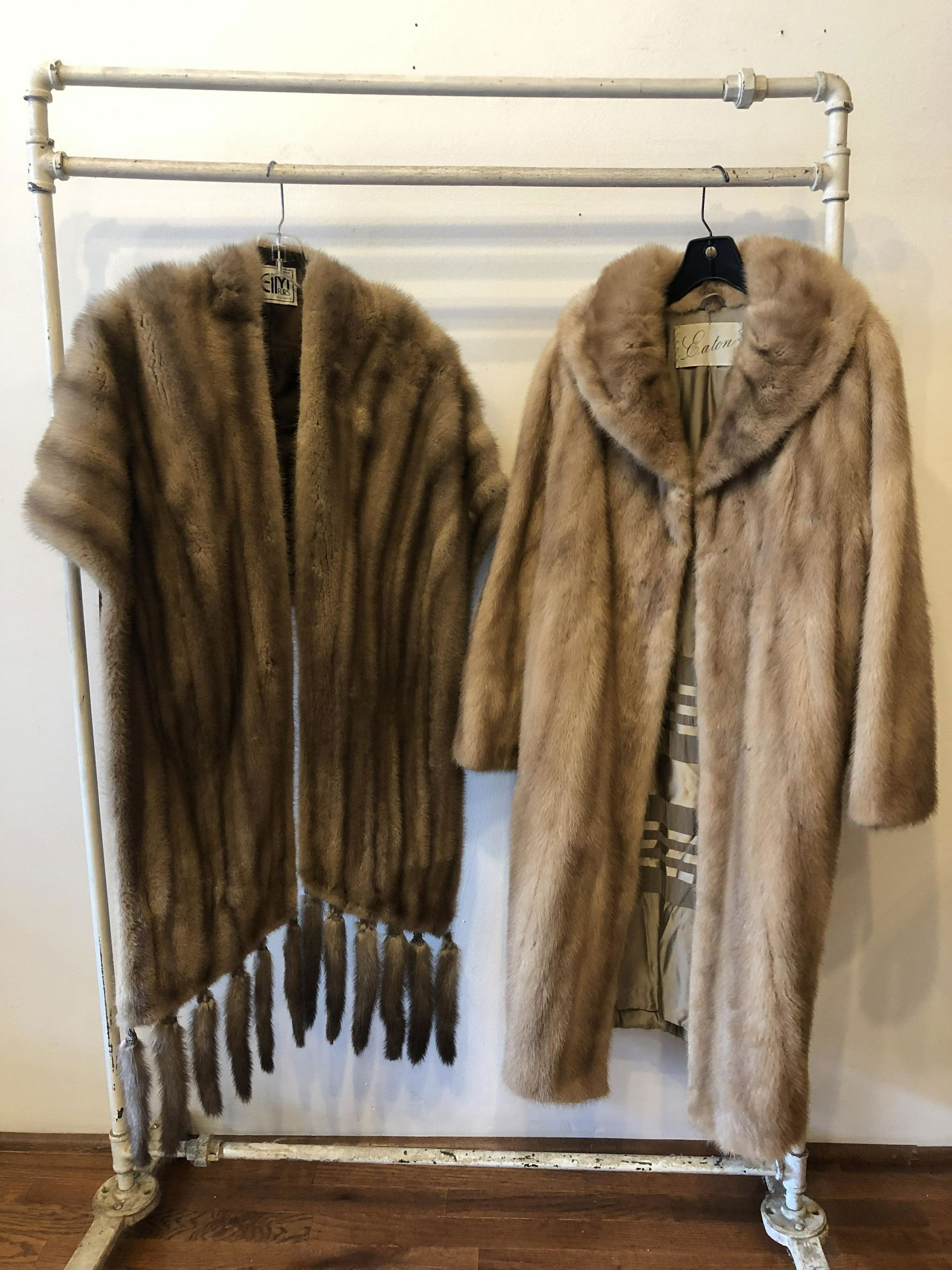 2 Minks Shawl & Coat (1 of 5)