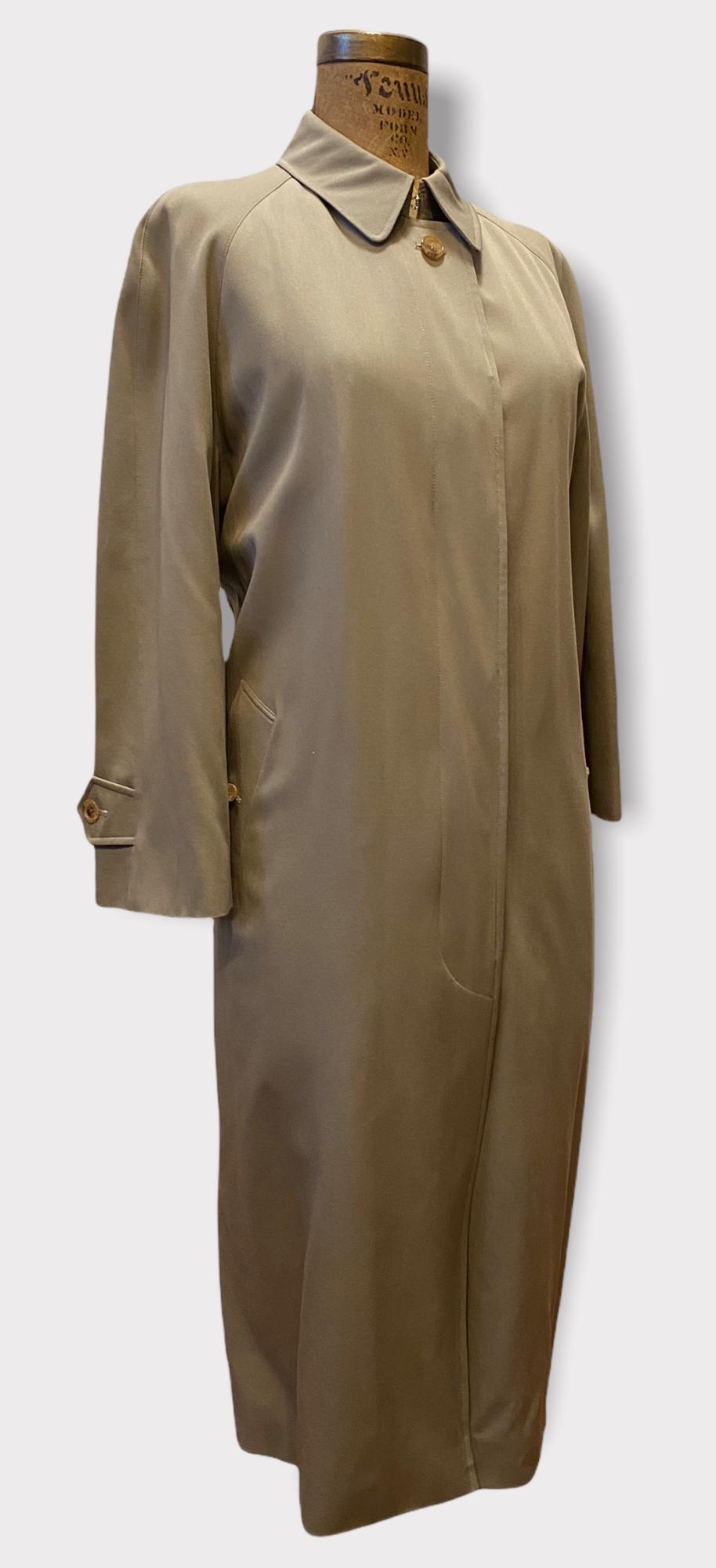 Vintage BURBERRY Khaki Oversized Trench Coat sz Large: 40 in chest 49 in length sleeve is 24 in and it is has zip lining