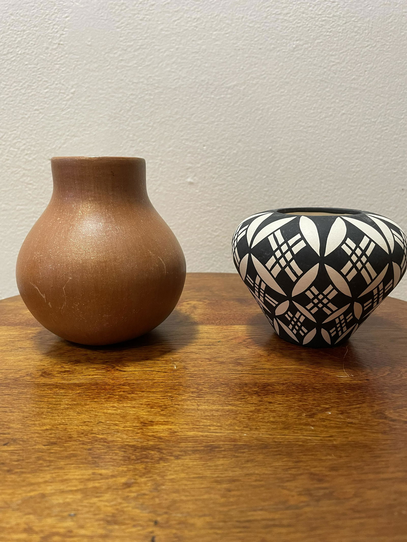 Fernando and Edna Romero Southwestern Pottery vases (1 of 6)
