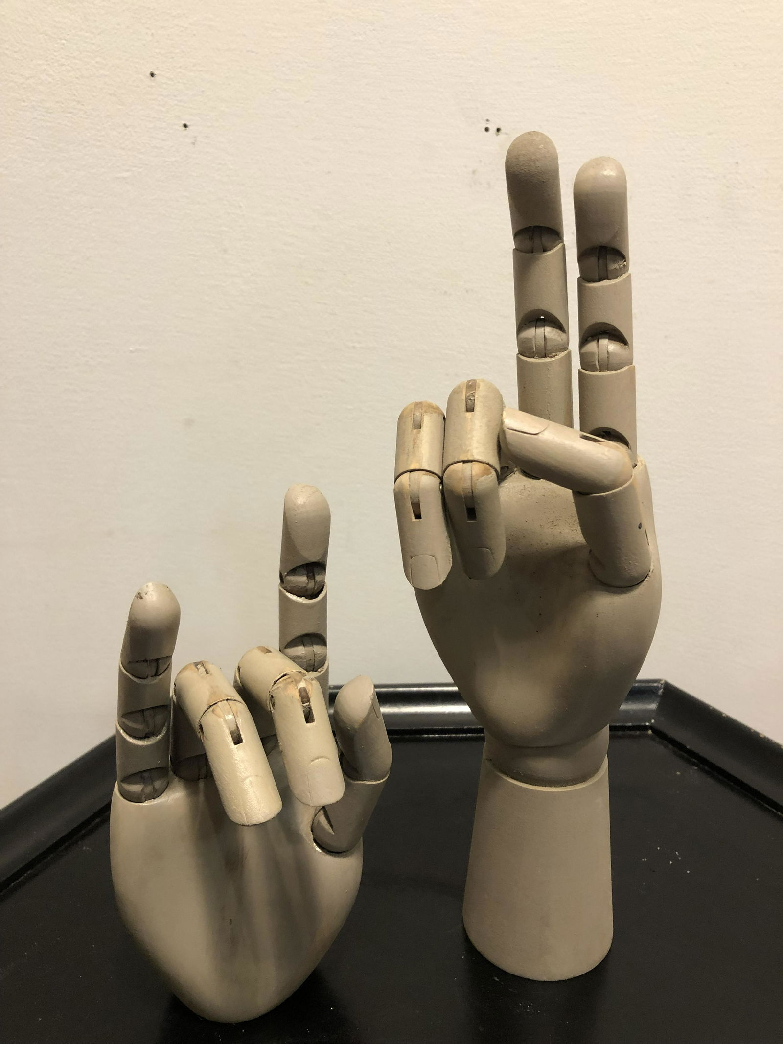 Two Artist Articulating Mannequin Hands (1 of 3)