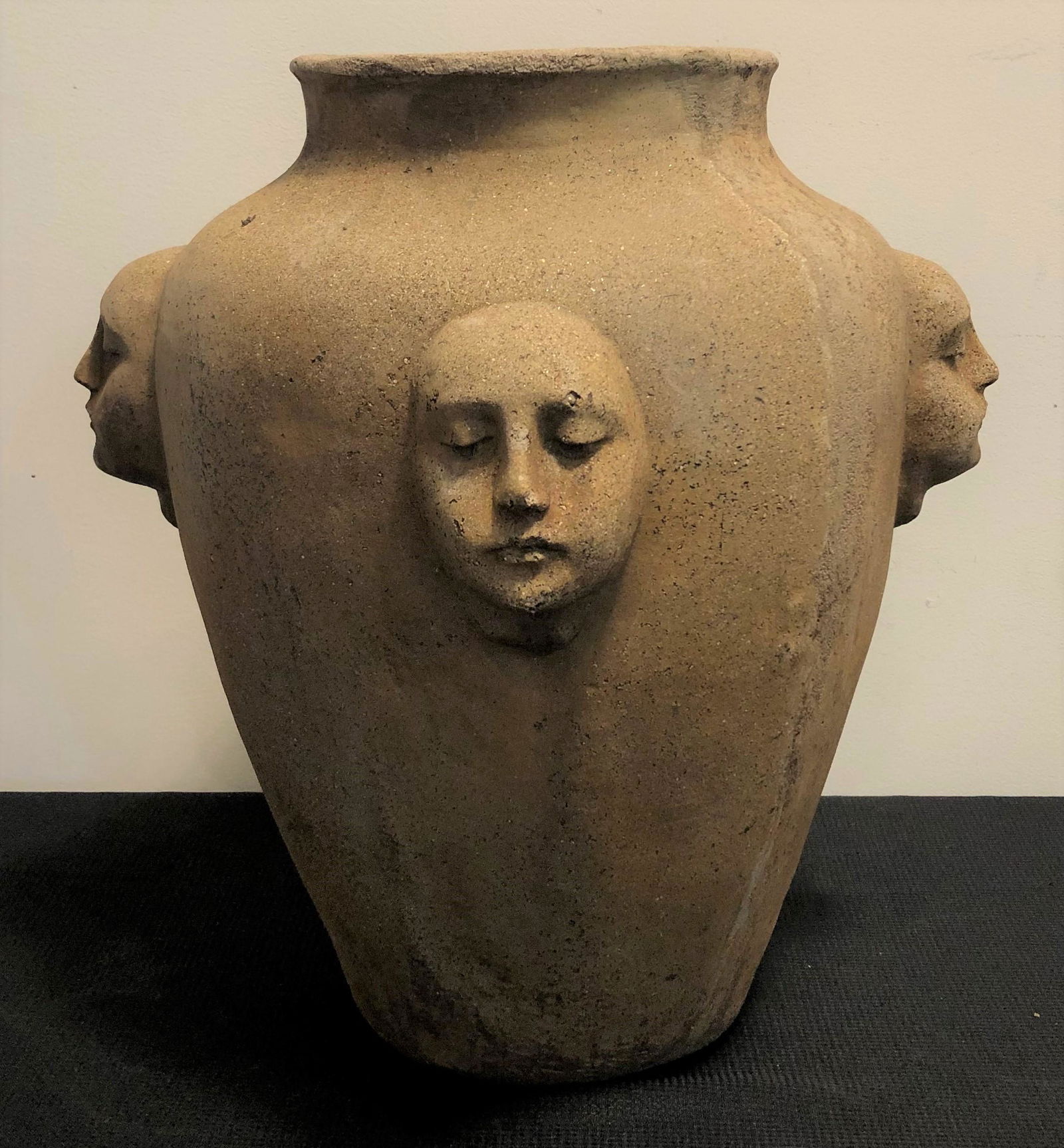 Large Post Modern Face Vase (1 of 4)