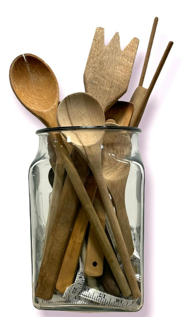 Collection Primitive Wooden Spoons (1 of 1)