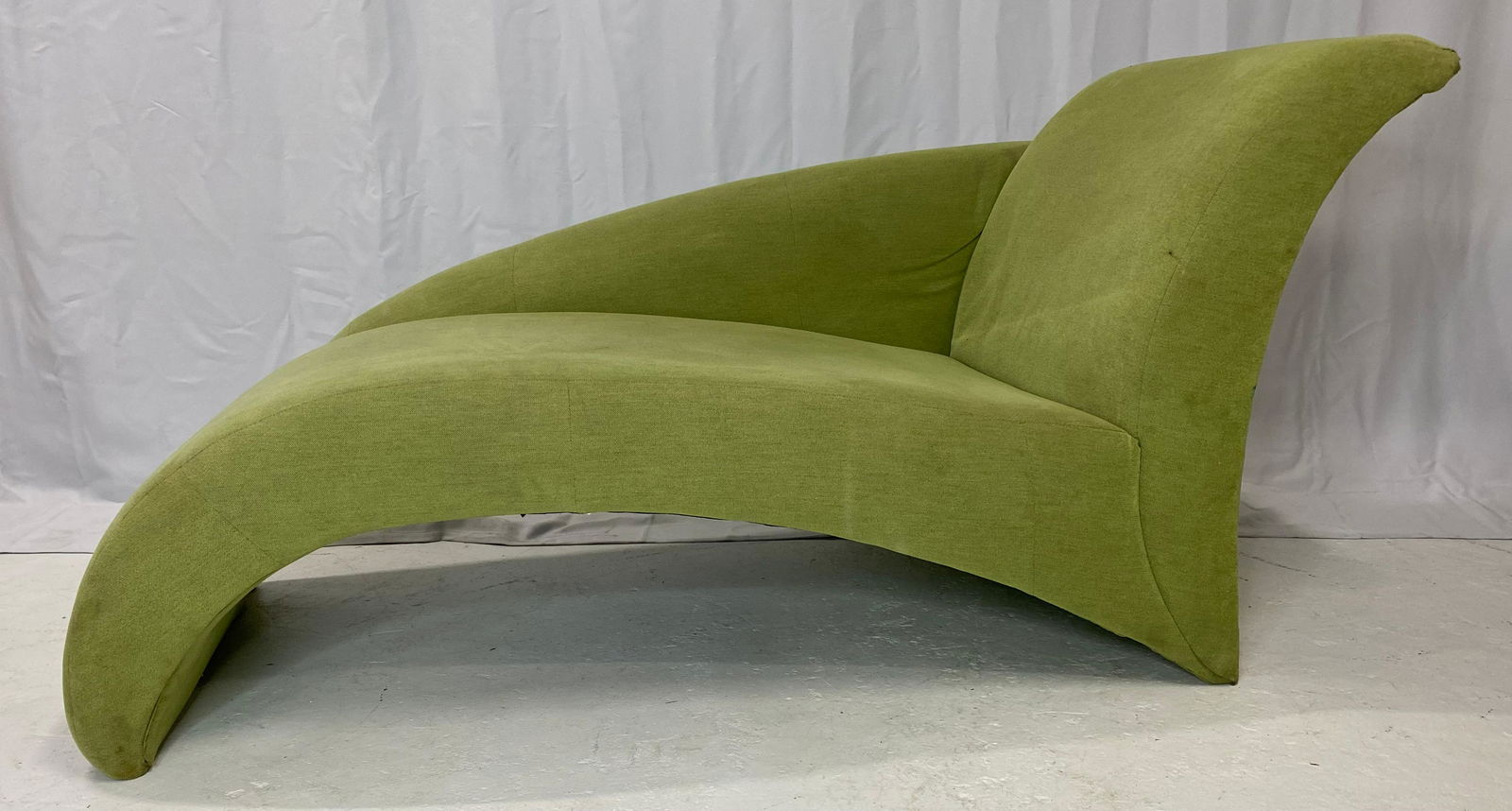 VLADIMIR KAGAN Post Modern "Marilyn" Chaise Lounge #1 (1 of 8)