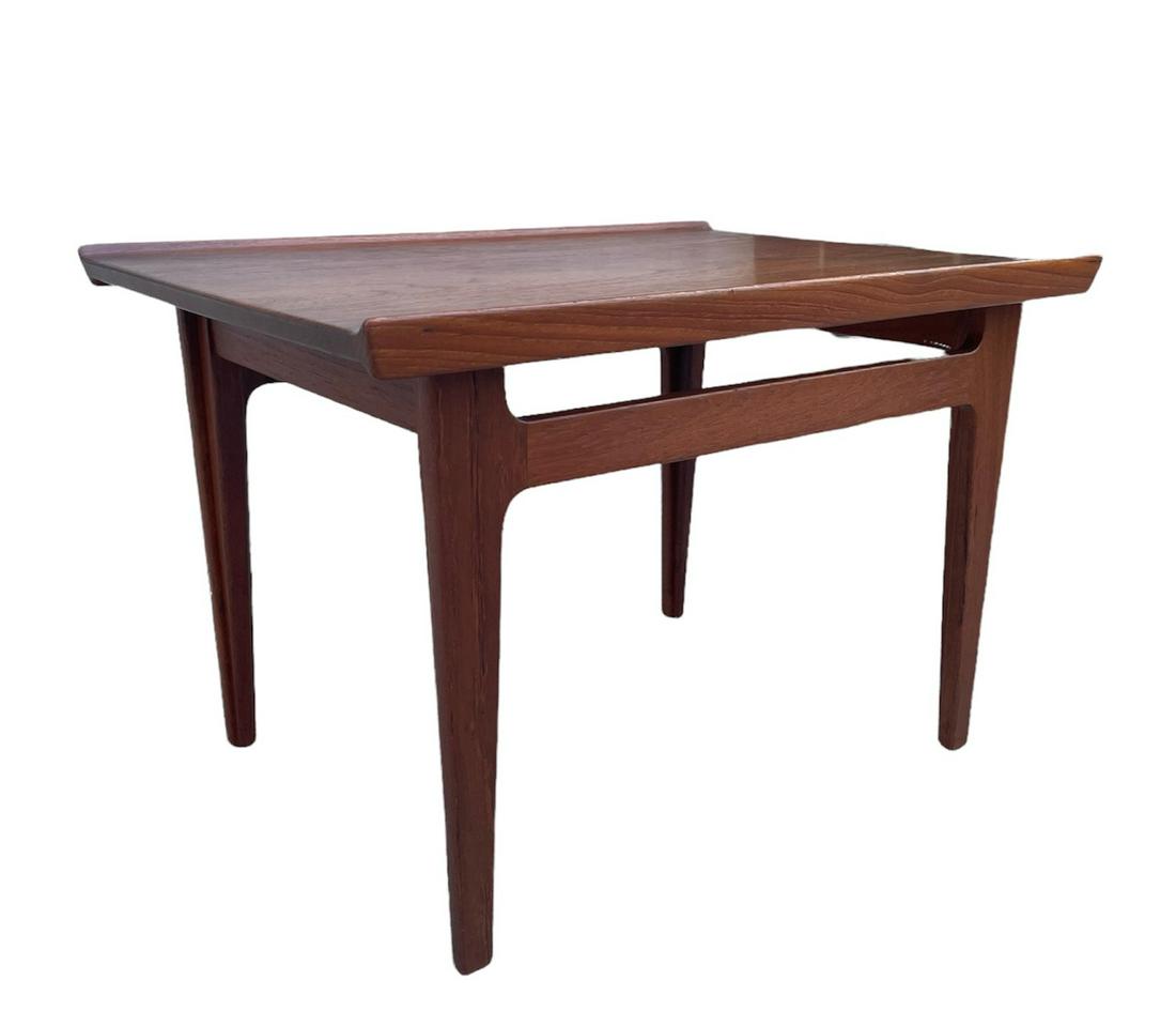 Mid Century FINN JUHL Danish Modern Walnut End Table: 15.5in H x 16.75in W 23.5in L Includes France & Sons Denmark and paper label on the underside of the table.