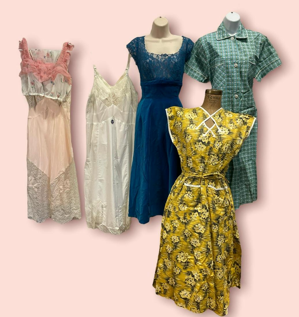 Collection Vintage 1970's Womens Dresses Lace Separates (1 of 4)