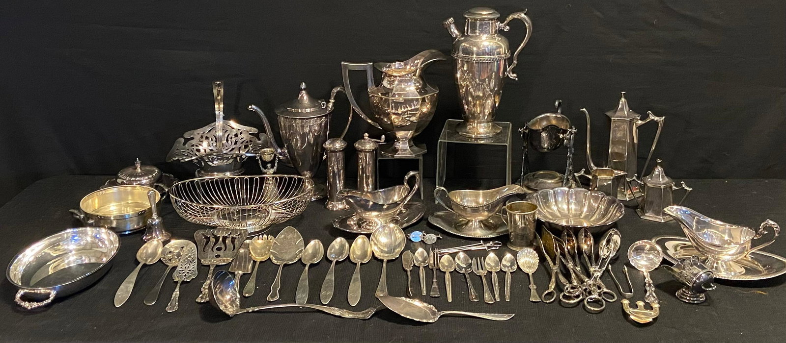 Very Large Collection 19th C Silver Plate Pcs WALLACE REED & BARTON: largest piece is 11in h x 8in w