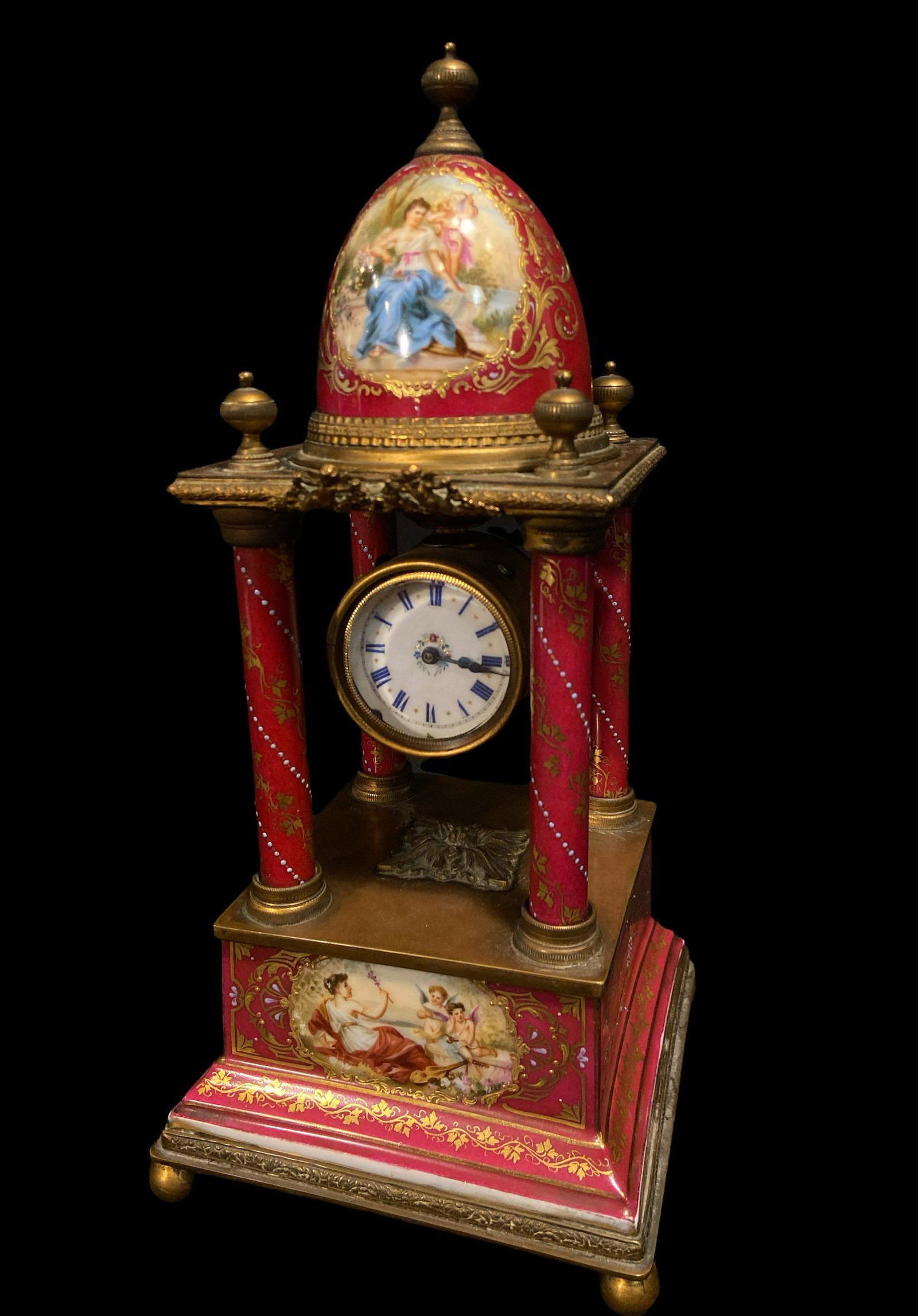 Royal Vienna Porcelain Cathedral Mantel Clock: 12in H x 5.5in W x 5.5in D