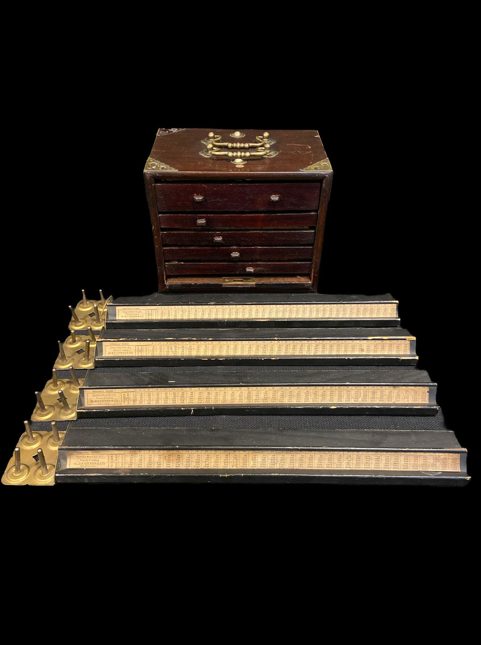 Chinese Art Deco Mah Jong Set: 7.5in H x 6.5in L x 9.5in W