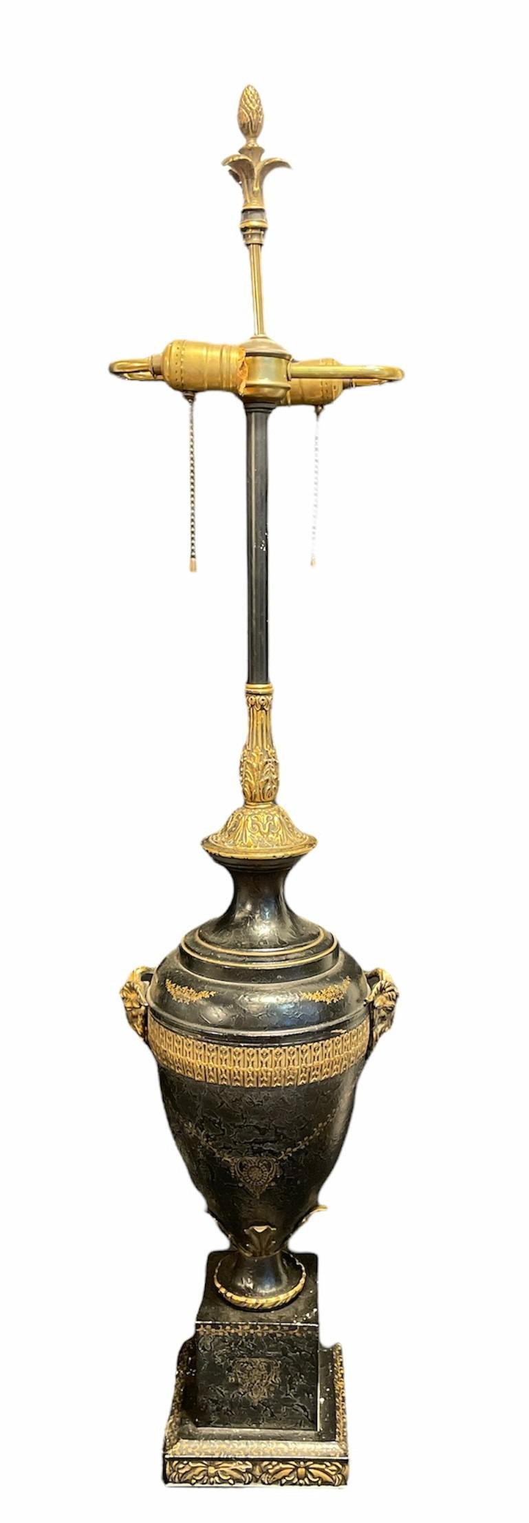 Louis XV Style Table Lamp with Gold Gilt Metal Rams (1 of 4)