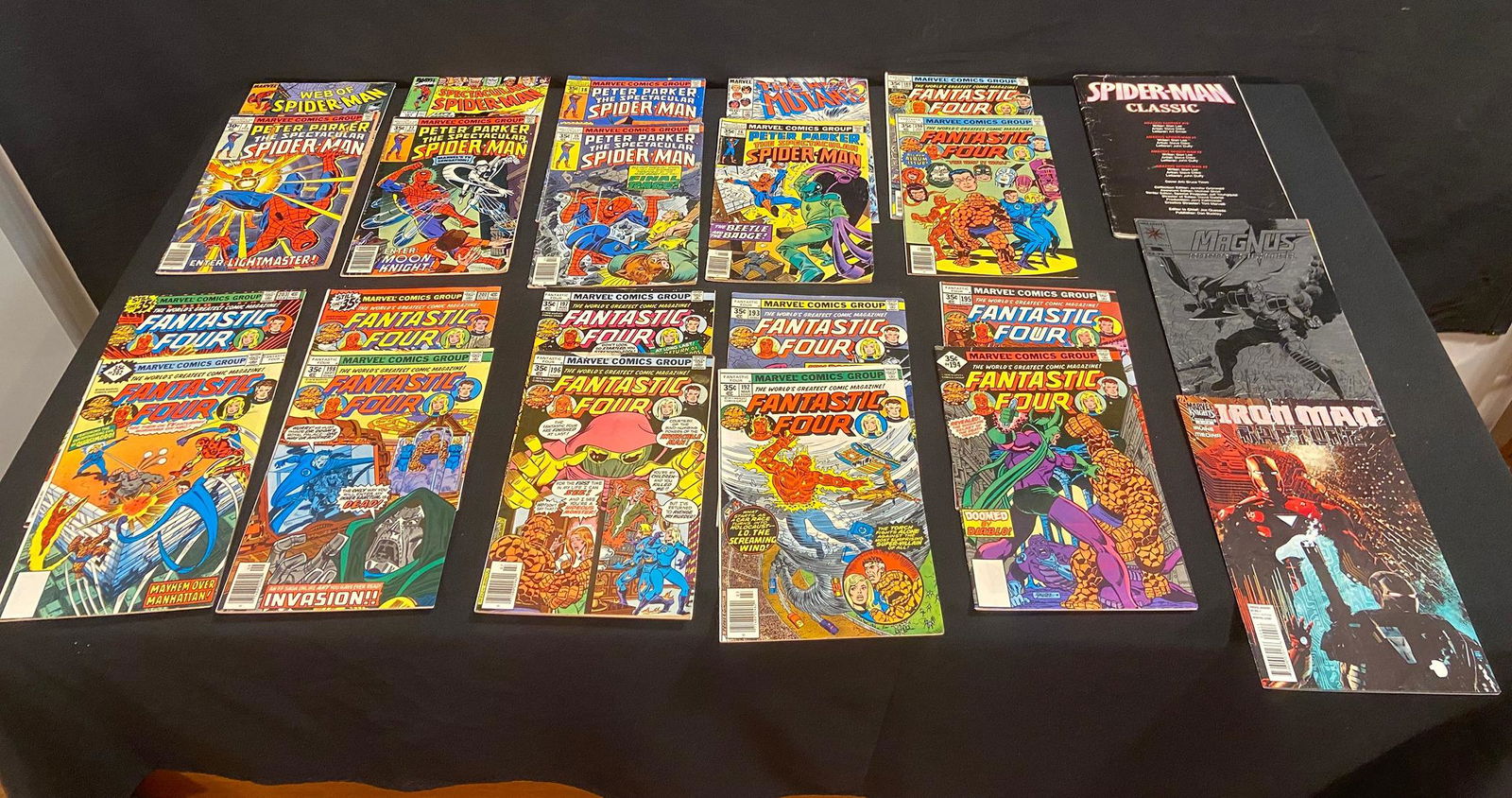 Collection MARVEL Comic Books (1 of 7)