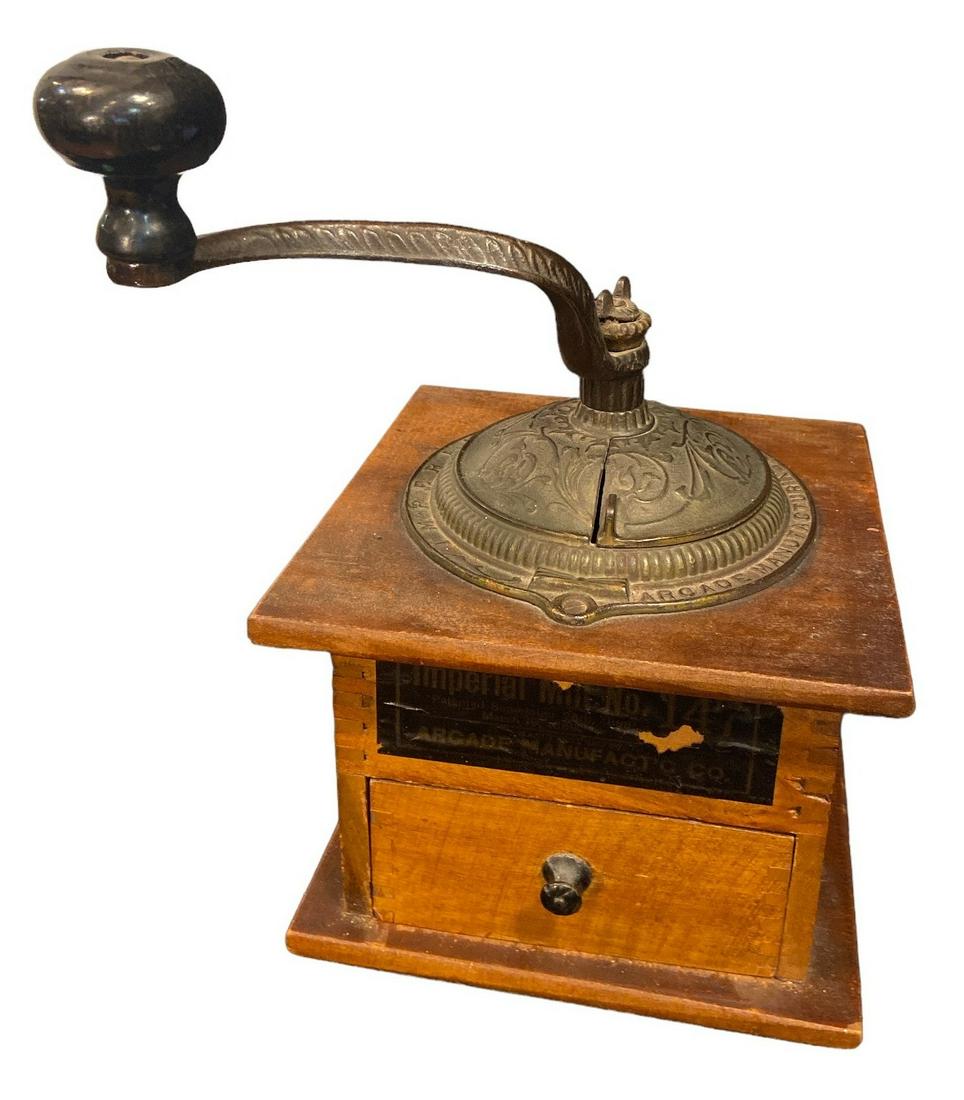 ARCADE IMPERIAL Coffee Grinder No.147 (1 of 4)