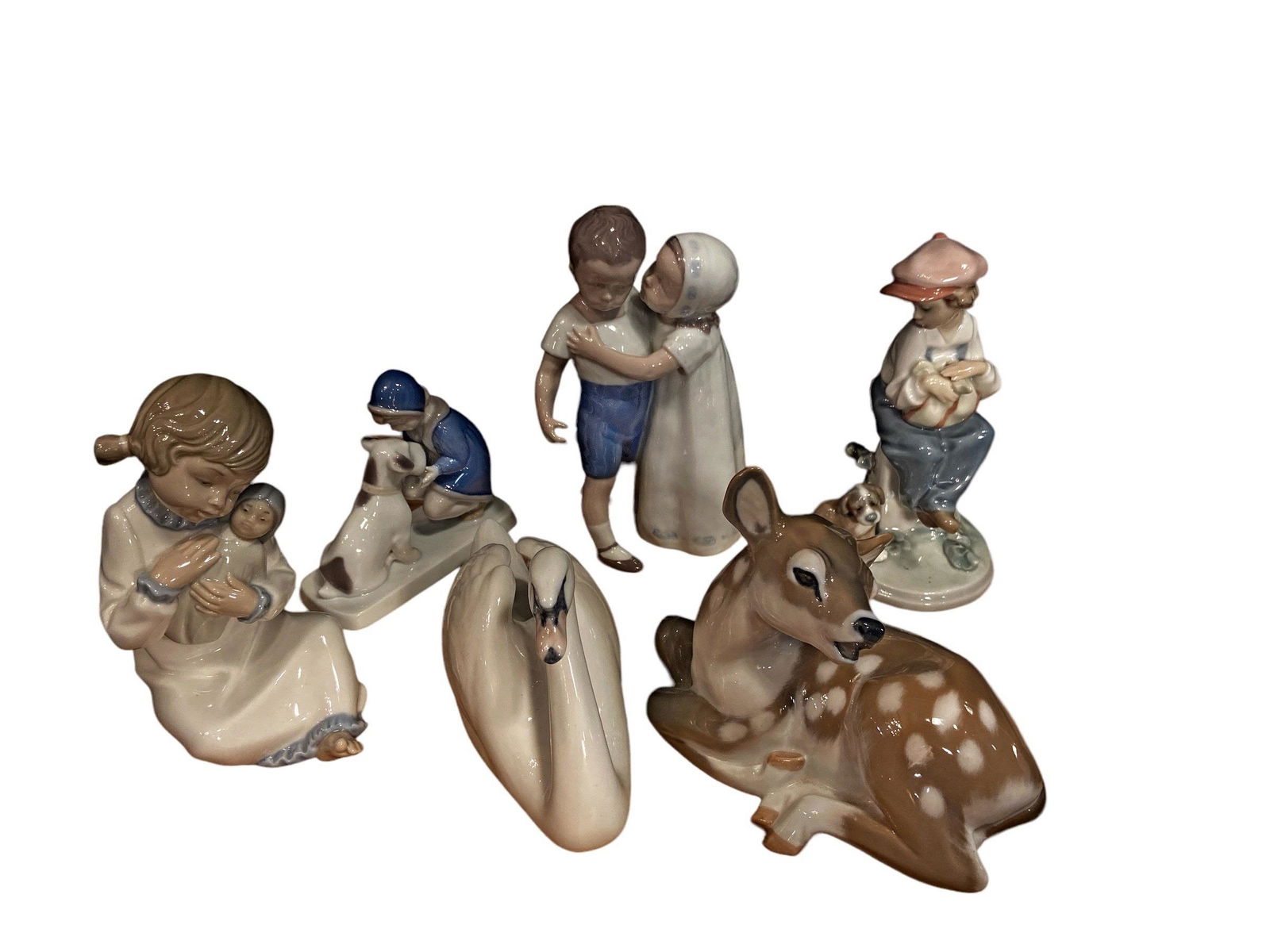 Collection ROYAL COPENHAGEN, BING & GRONDAHL, LAPHIN, LLADRO Porcelain Figurines (1 of 5)