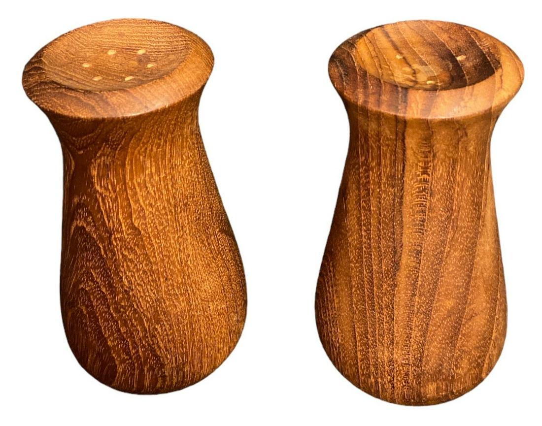 Pair DANSK Salt and Pepper Shakers (1 of 3)