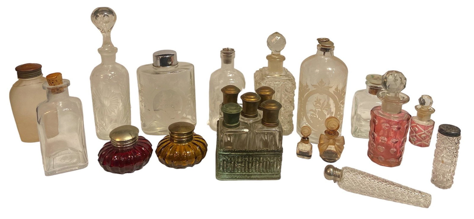 Collection Antique Perfume & Apothecary Bottles (1 of 4)