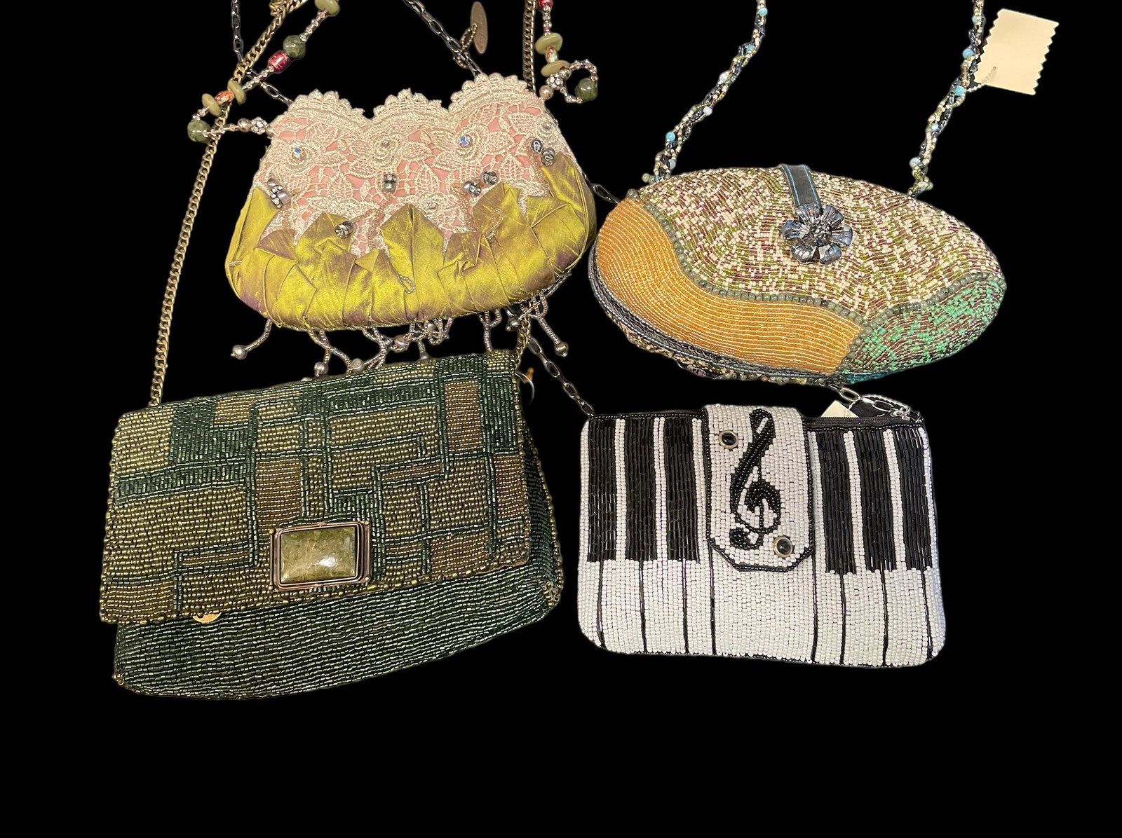 Collection Beautiful MARY FRANCES Beaded Purses (1 of 5)