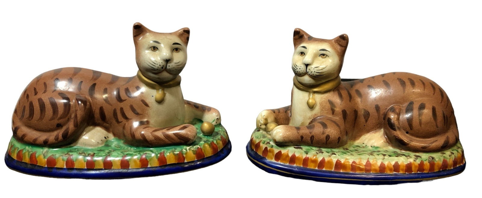 Pair STAFFORDSHIRE Cat Statues (1 of 5)