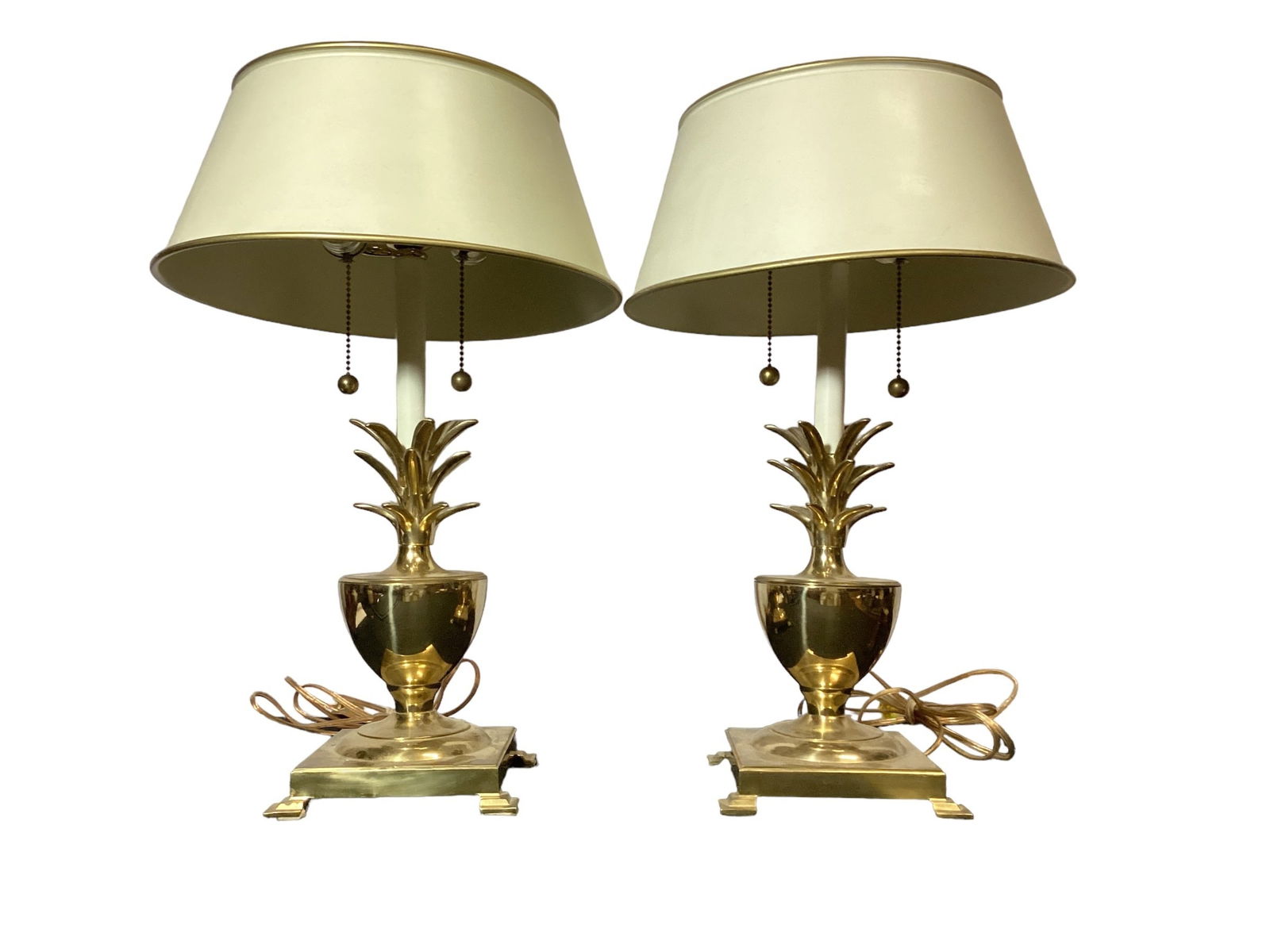 Pair FREDERICK COOPER Pineapple Brass & Tole Lamps (1 of 3)