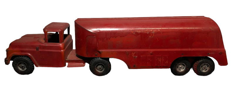 Original 1950s Buddy L Texaco Tanker Truck: 6.25" H x 6" W x 24" D