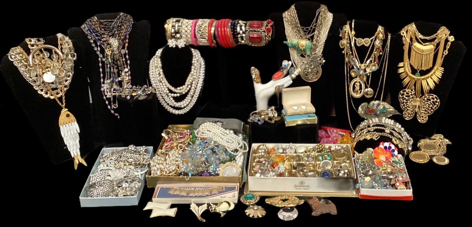 Large Collection Costume Jewelry (1 of 5)
