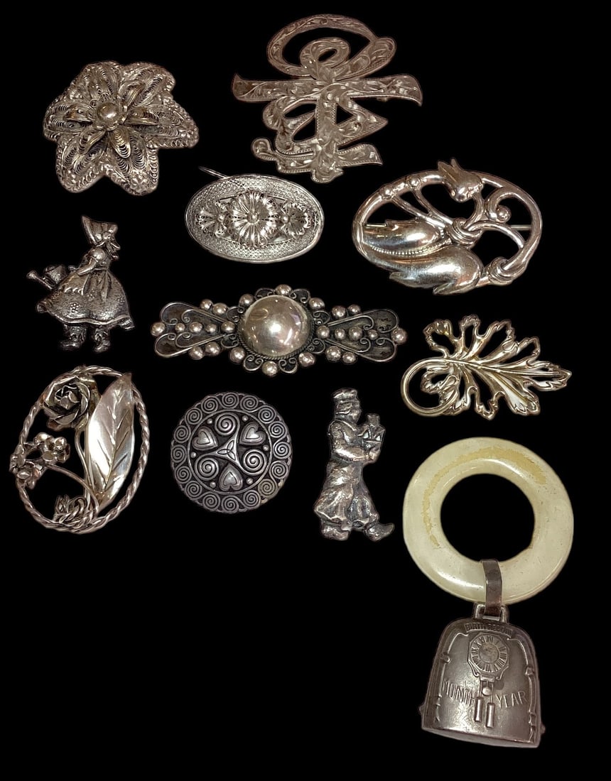 Collection Mostly Sterling Silver Filigree & Figural Brooch Pendants (1 of 2)