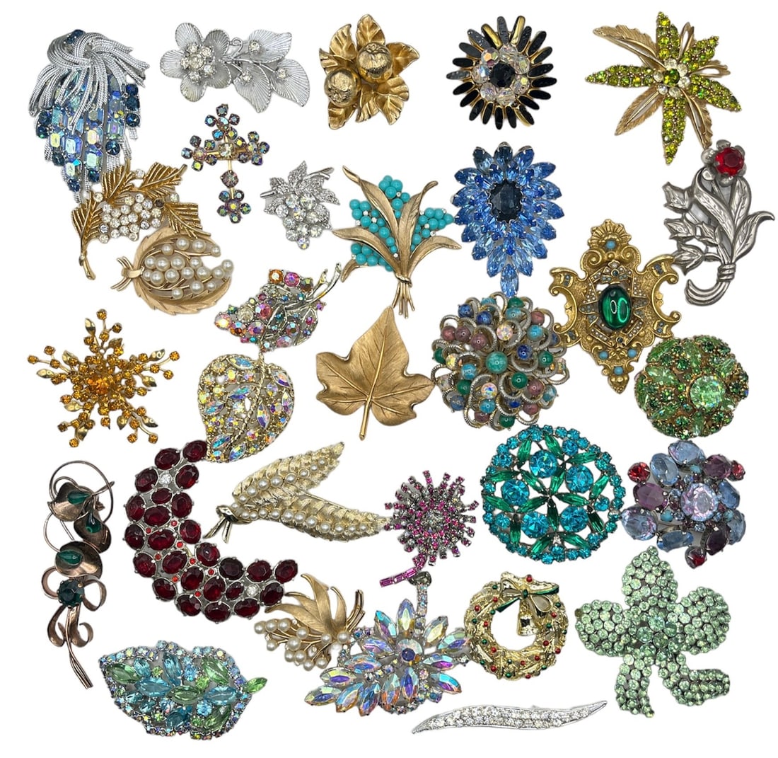 Collection TRIFARI, CORO, WEISS, ART, Rhinestone Brooches (1 of 7)