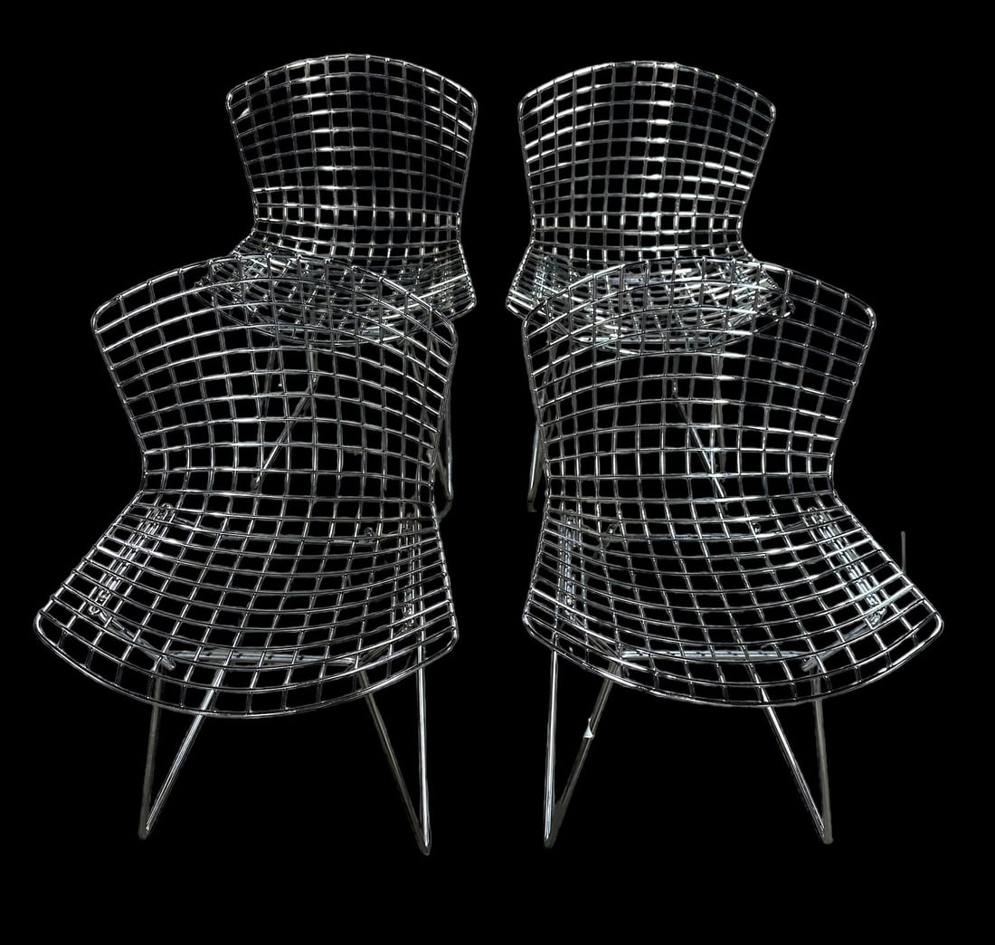 Mid Century HARRY BERTOIA For KNOLL Set of 4 Chairs: Each measure 30" H to back x 17" h to seat x 21" W x 21" D