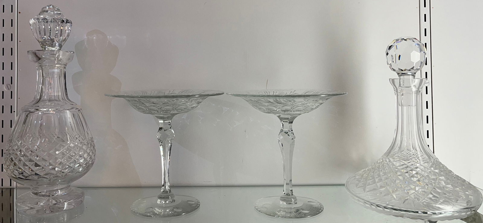 Collection WATERFORD Decanters and Crystal Compotes (1 of 6)