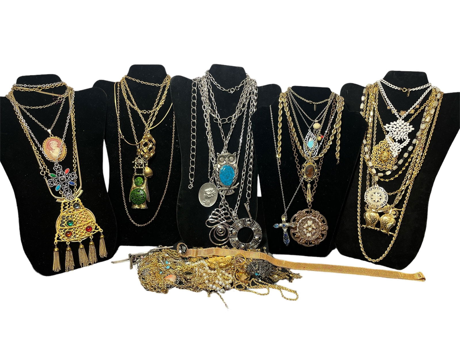 Mid Century Necklaces, WHITING & DAVIS, Gold Filled, Cameo (1 of 5)