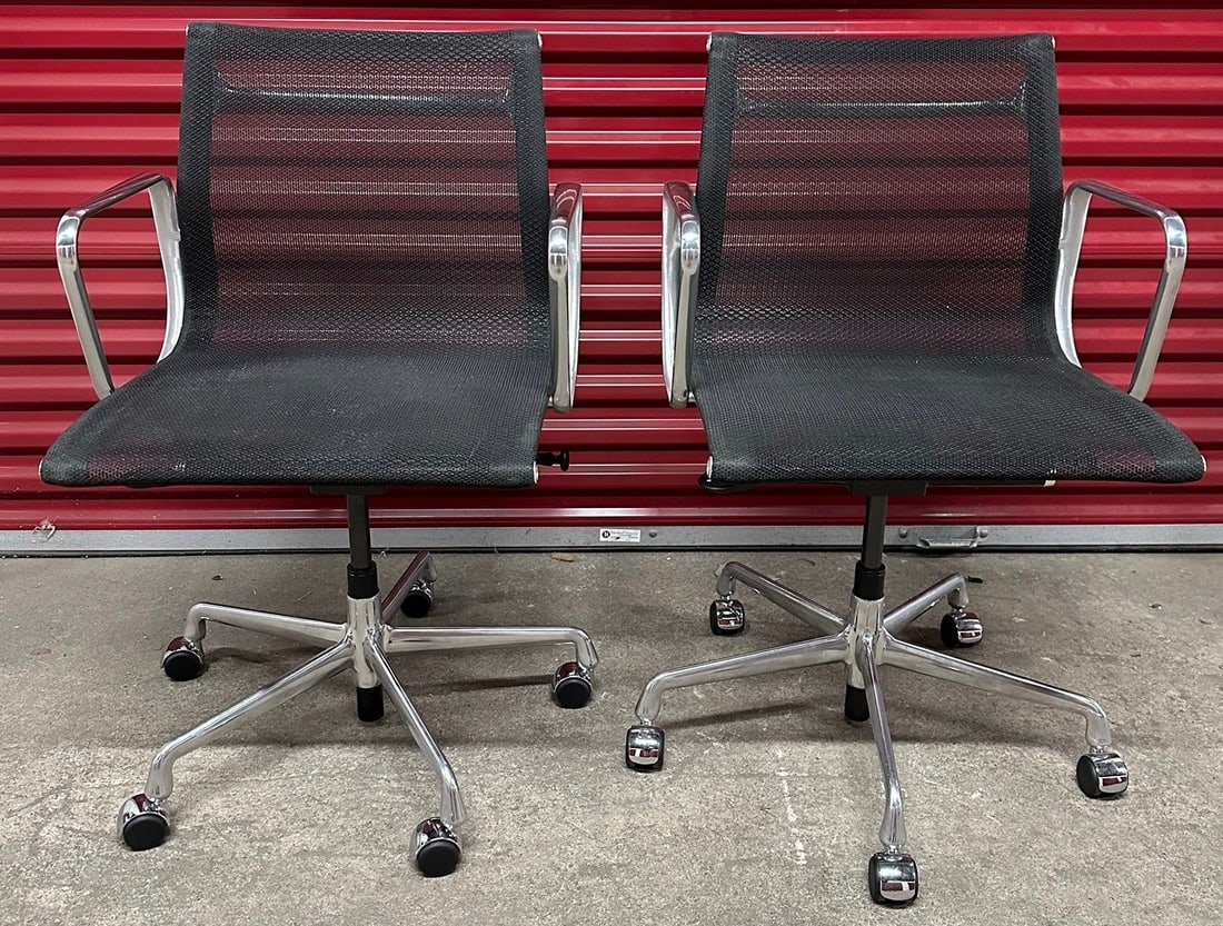 Mid Century EAMES For HERMAN MILLER Aluminum Group Chairs, Pair (1 of 5)